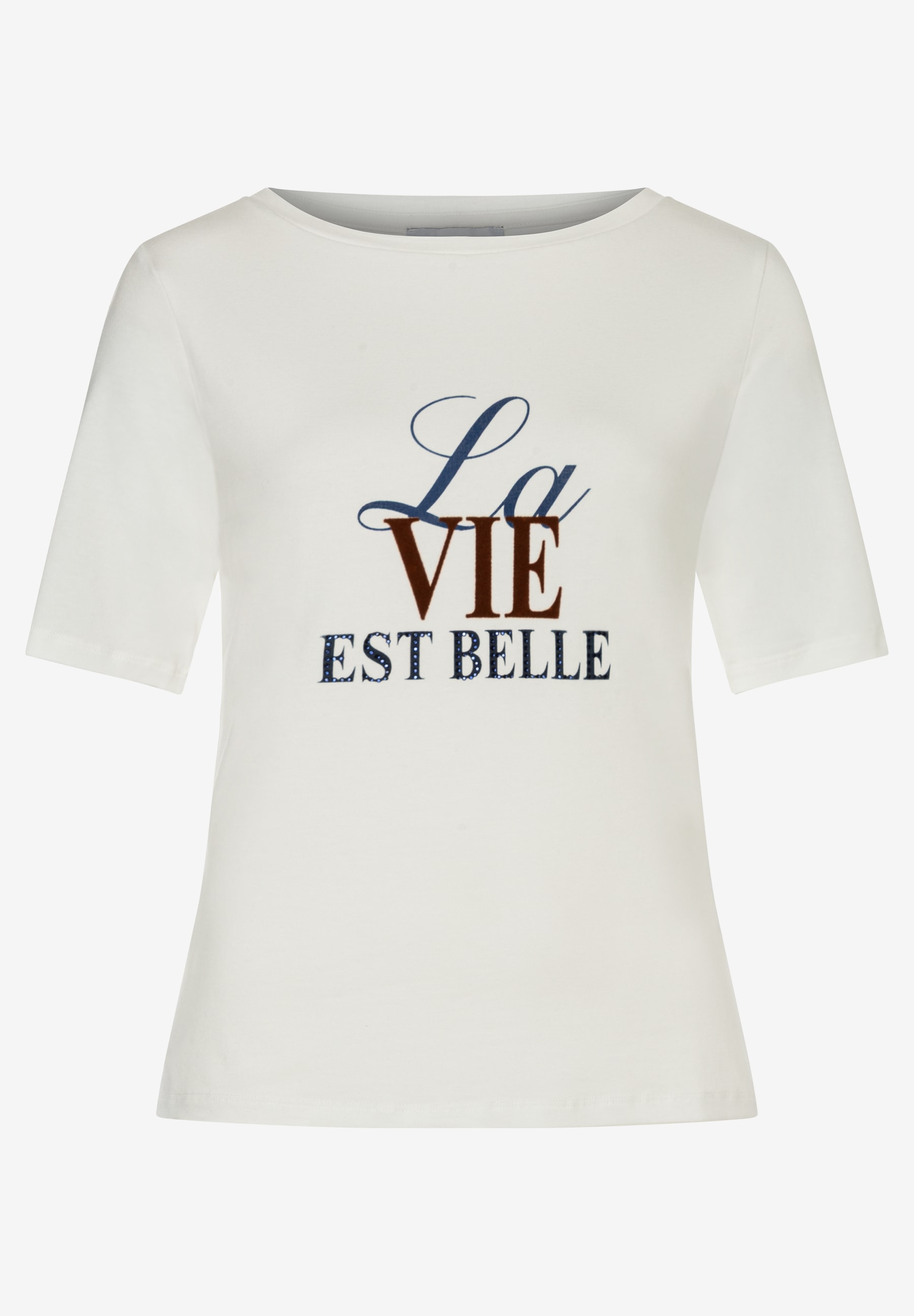 MORE & MORE Jersey-Oberteil in Weiß mit Rundhalsausschnitt und dem Schriftzug "La Vie Est Belle" in Dunkelblau und Braun. MORE & MORE Jersey-Oberteil in Weiß mit Rundhalsausschnitt und dem Schriftzug "La Vie Est Belle" in Dunkelblau und Braun.
