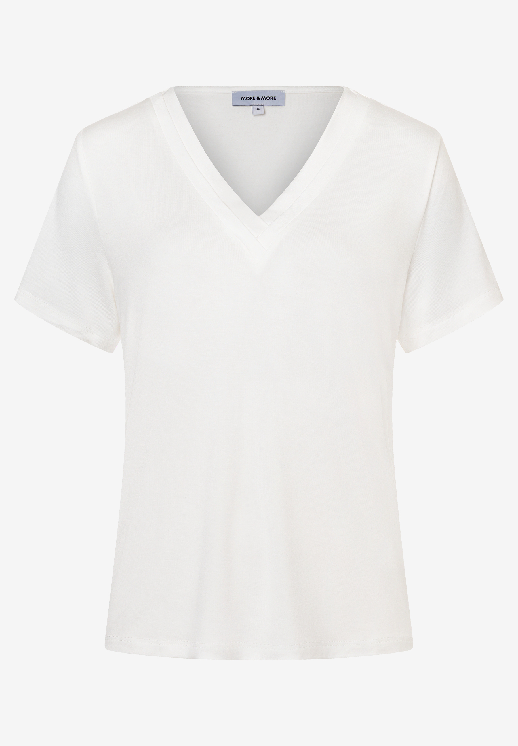 MORE & MORE Damen T-Shirt aus Jersey mit V-Ausschnitt, in Weiß, bietet angenehmen Tragekomfort durch elastisches Material. MORE & MORE Damen T-Shirt aus Jersey mit V-Ausschnitt, in Weiß, bietet angenehmen Tragekomfort durch elastisches Material.