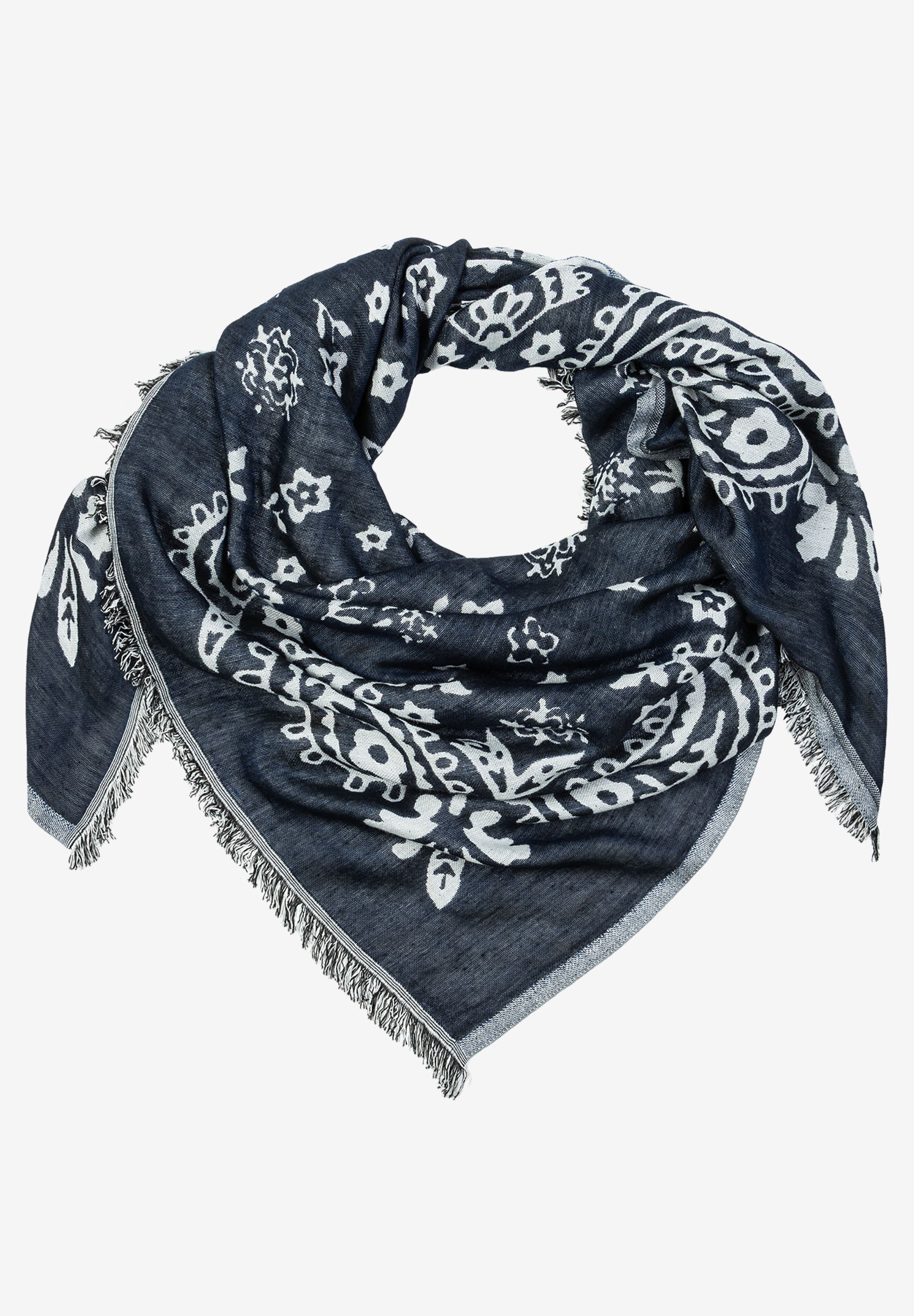MORE & MORE Accessoire: Dunkelblauer Schal mit weißem Paisley-Muster und Fransen, elegant drapiert auf weißem Hintergrund.
