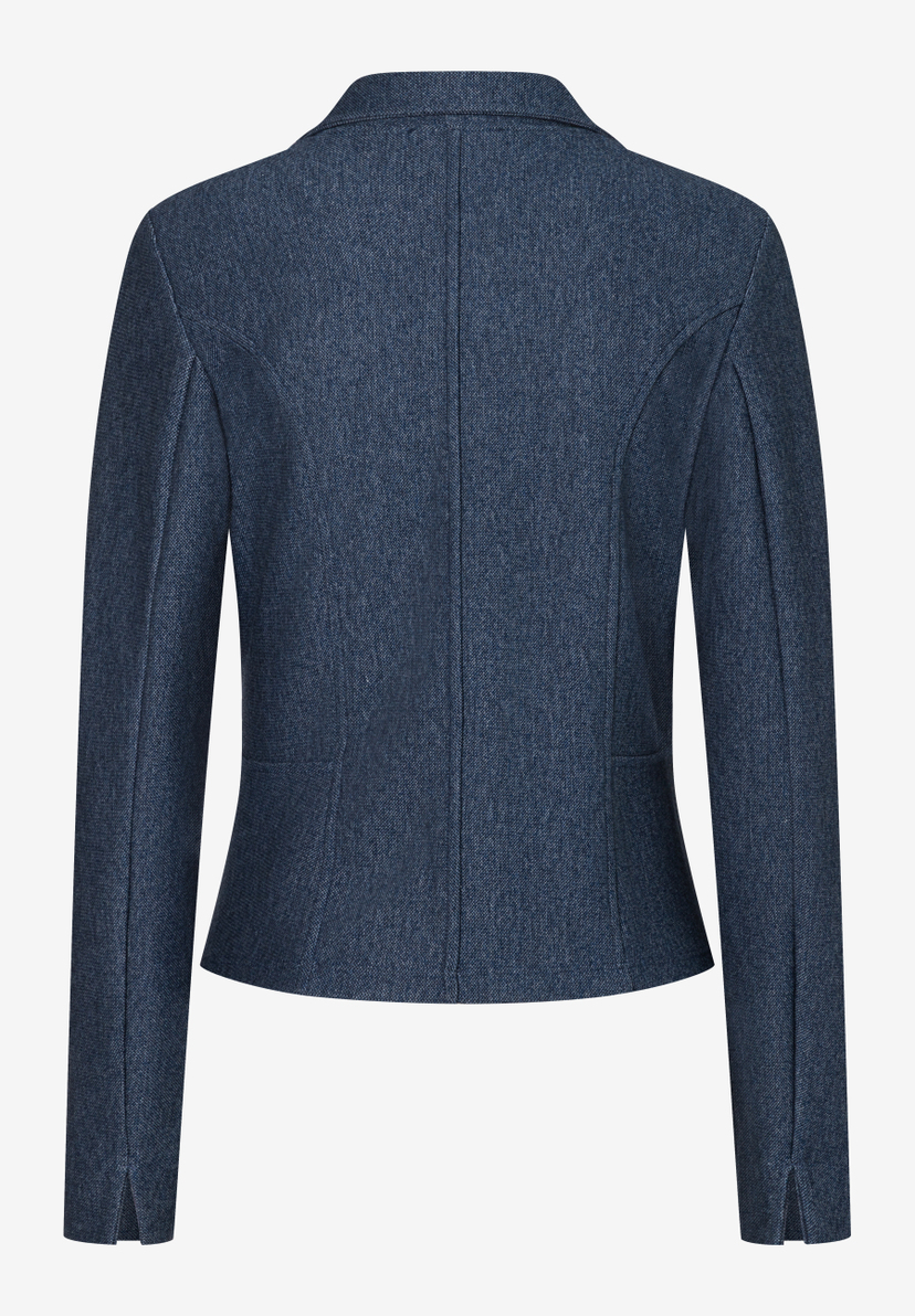 Rückansicht eines blauen Blazers der Marke MORE & MORE aus Piqué-Jersey mit komfortablem, elastischem Material. Rückansicht eines blauen Blazers der Marke MORE & MORE aus Piqué-Jersey mit komfortablem, elastischem Material.