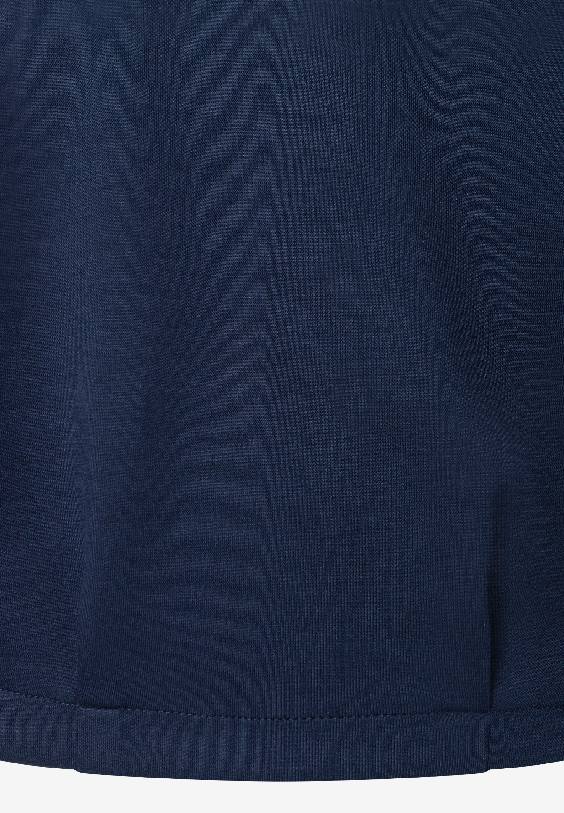 MORE & MORE Sweatshirt in Marineblau, Detailansicht des fein gerippten Saums, einfarbig und unifarben. MORE & MORE Sweatshirt in Marineblau, Detailansicht des fein gerippten Saums, einfarbig und unifarben.
