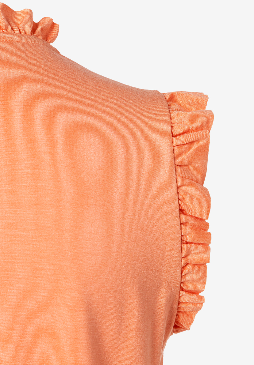 Nahaufnahme eines Oberteils von MORE & MORE mit Rüschen am Ärmel. Angenehmer Jersey-Stoff in einem sanften Pfirsich-Ton. Nahaufnahme eines Oberteils von MORE & MORE mit Rüschen am Ärmel. Angenehmer Jersey-Stoff in einem sanften Pfirsich-Ton.