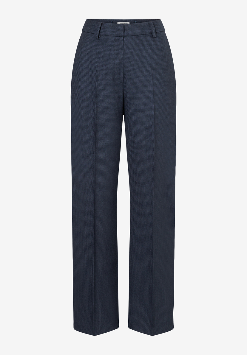 Eine marineblaue, formelle MORE & MORE Hose mit weitem Bein vor einem weißen Hintergrund. Eine marineblaue, formelle MORE & MORE Hose mit weitem Bein vor einem weißen Hintergrund.