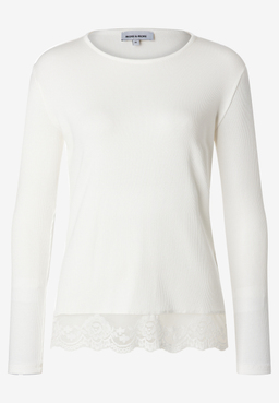 MORE & MORE Rippstrick-Shirt in Weiß mit Spitzenbesatz. Langärmeliges Damen-Top, ideal für den Alltag.
