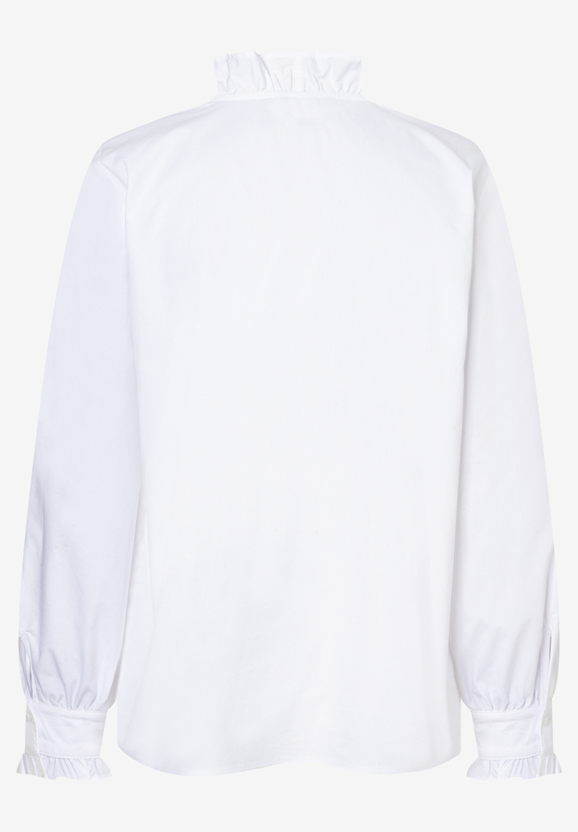 Die Rückseite einer weißen MORE & MORE Bluse mit Rüschen am Kragen und an den Manschetten. Die Rückseite einer weißen MORE & MORE Bluse mit Rüschen am Kragen und an den Manschetten.