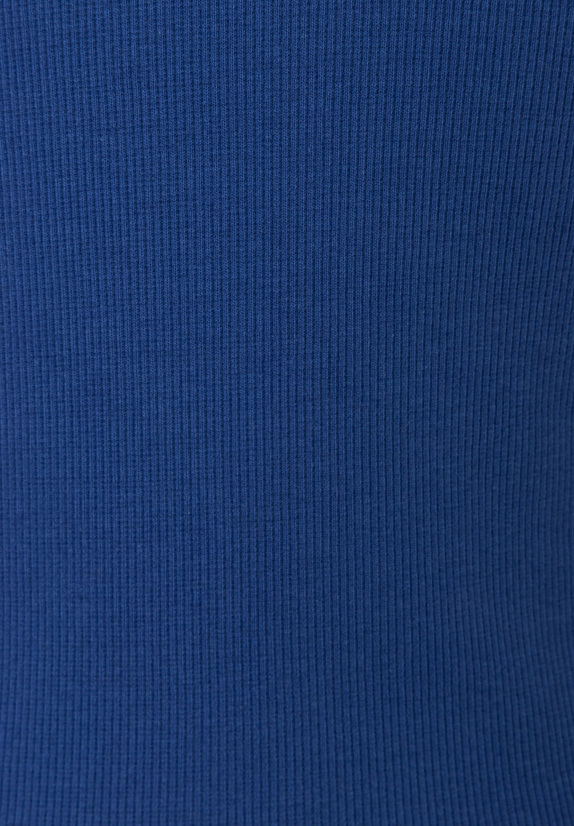 MORE & MORE geripptes, elastisches T-Shirt-Top in Tiefblau, hautfreundlich und komfortabel. MORE & MORE geripptes, elastisches T-Shirt-Top in Tiefblau, hautfreundlich und komfortabel.