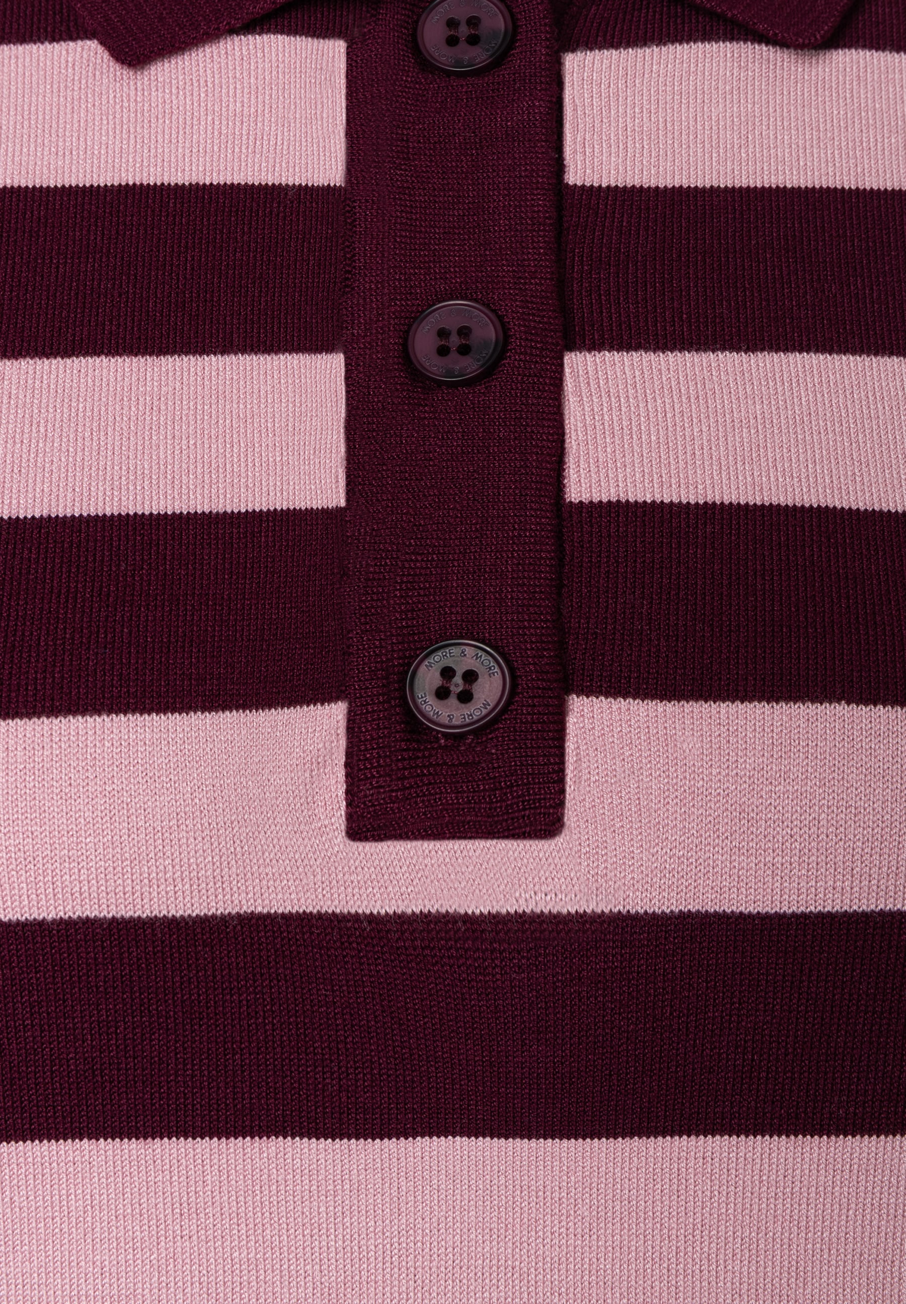 MORE & MORE Feinstrick-Pullover mit Blockstreifen in Rosa und Dunkelrot, hautfreundlich und elastisch. MORE & MORE Feinstrick-Pullover mit Blockstreifen in Rosa und Dunkelrot, hautfreundlich und elastisch.