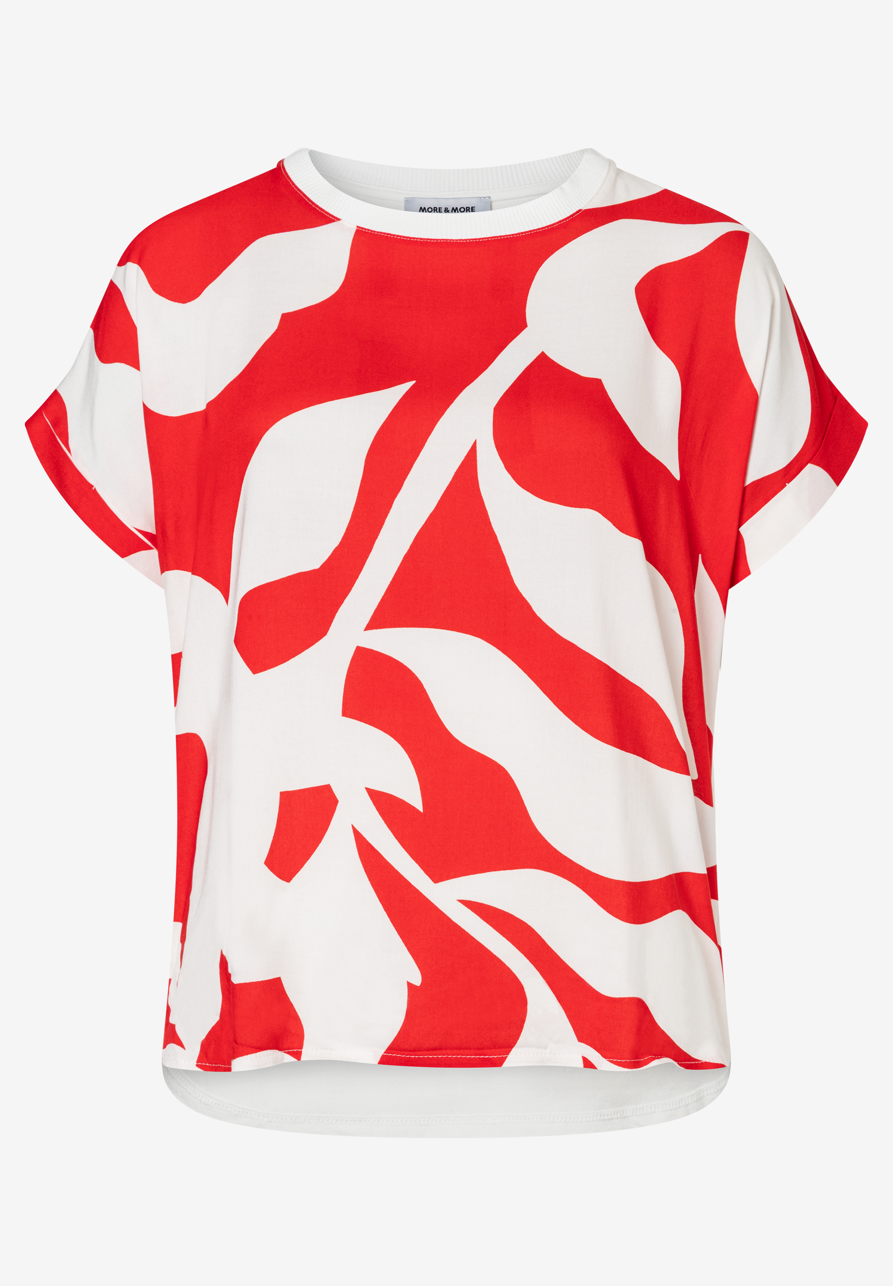 Ein rot-weiß gemustertes MORE & MORE Shirt mit komfortablem, fließendem Material. Ein rot-weiß gemustertes MORE & MORE Shirt mit komfortablem, fließendem Material.