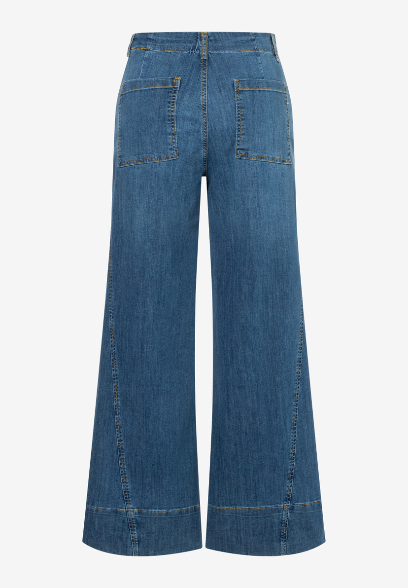 MORE & MORE Damen Jeans, Denim-Blau, ausgestelltes Bein und auffällige Nähte. Im Stil der 70er Jahre. MORE & MORE Damen Jeans, Denim-Blau, ausgestelltes Bein und auffällige Nähte. Im Stil der 70er Jahre.