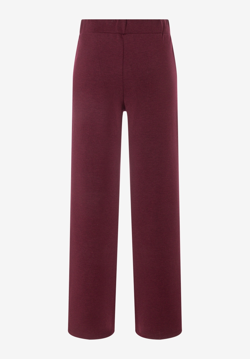 MORE & MORE Jeans aus elastischem, weichem Doubleface-Jersey in Weinrot mit weitem Bein. MORE & MORE Jeans aus elastischem, weichem Doubleface-Jersey in Weinrot mit weitem Bein.