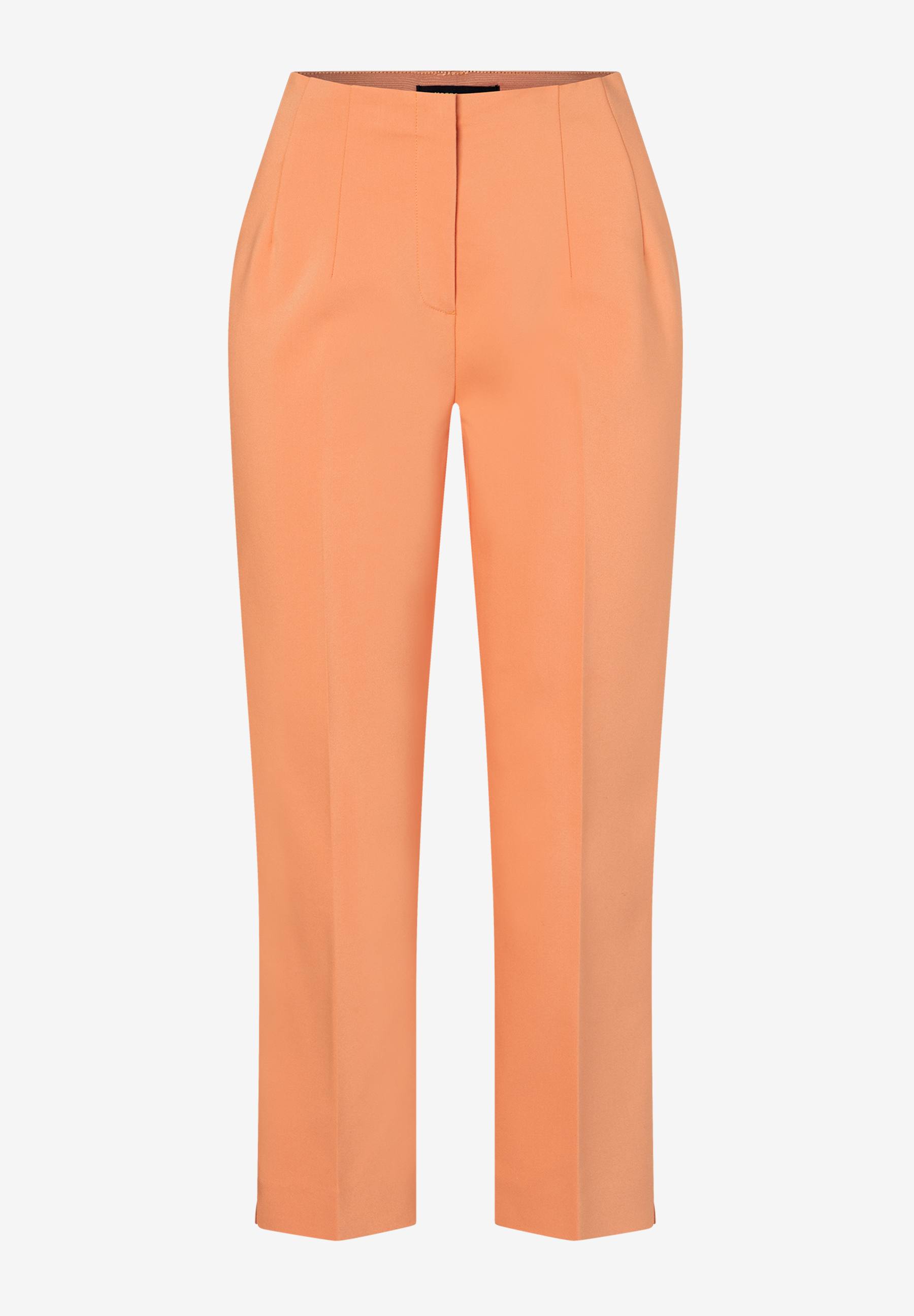 Eine orangefarbene Hose von MORE & MORE aus Baumwollmischung vor einem weißen Hintergrund. Eine orangefarbene Hose von MORE & MORE aus Baumwollmischung vor einem weißen Hintergrund.