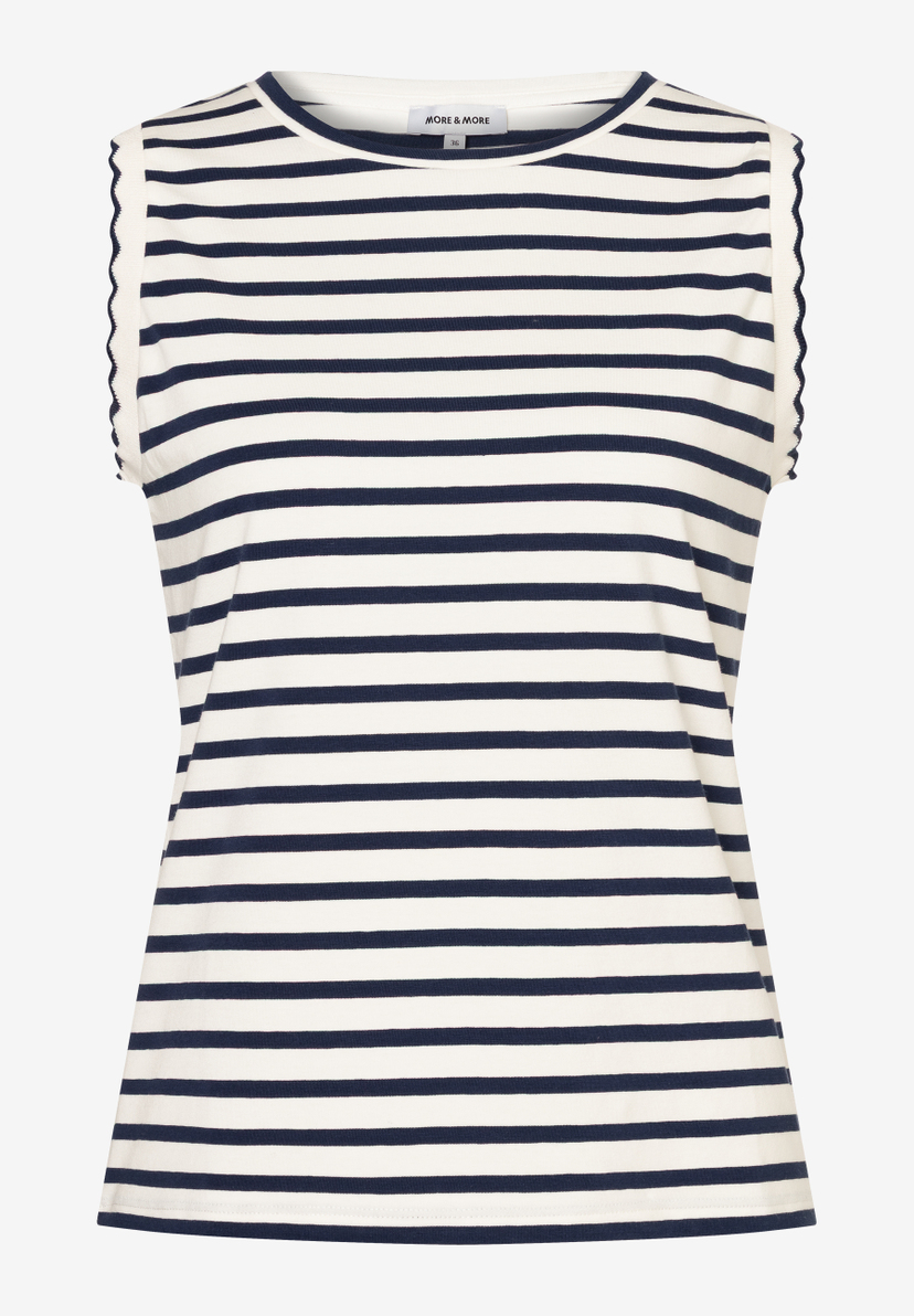 Ein MORE & MORE T-Shirt/Top mit blau-weißen Streifen und Jersey-Material für angenehmen Tragekomfort. Ein MORE & MORE T-Shirt/Top mit blau-weißen Streifen und Jersey-Material für angenehmen Tragekomfort.