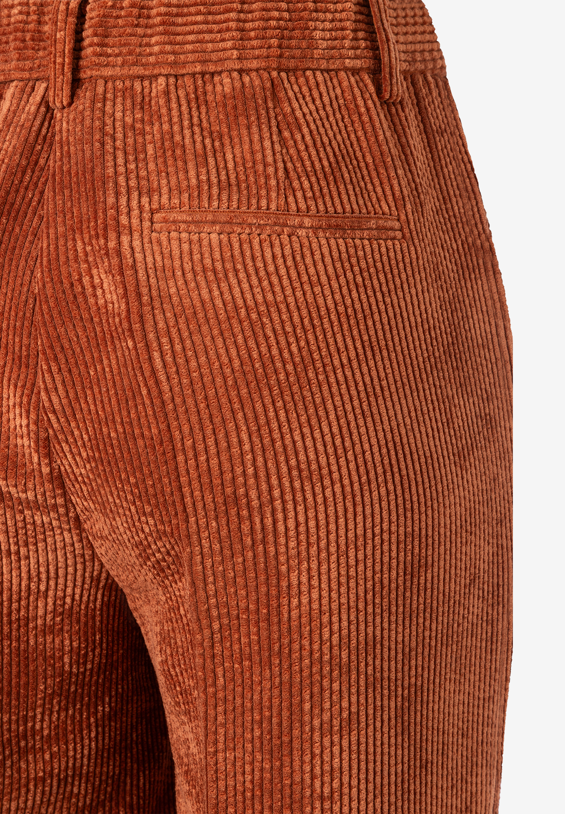 MORE & MORE Jeans aus elastischem Cord. Die Cordhose im geraden Schnitt bietet angenehmen Tragekomfort und softem Griff. MORE & MORE Jeans aus elastischem Cord. Die Cordhose im geraden Schnitt bietet angenehmen Tragekomfort und softem Griff.