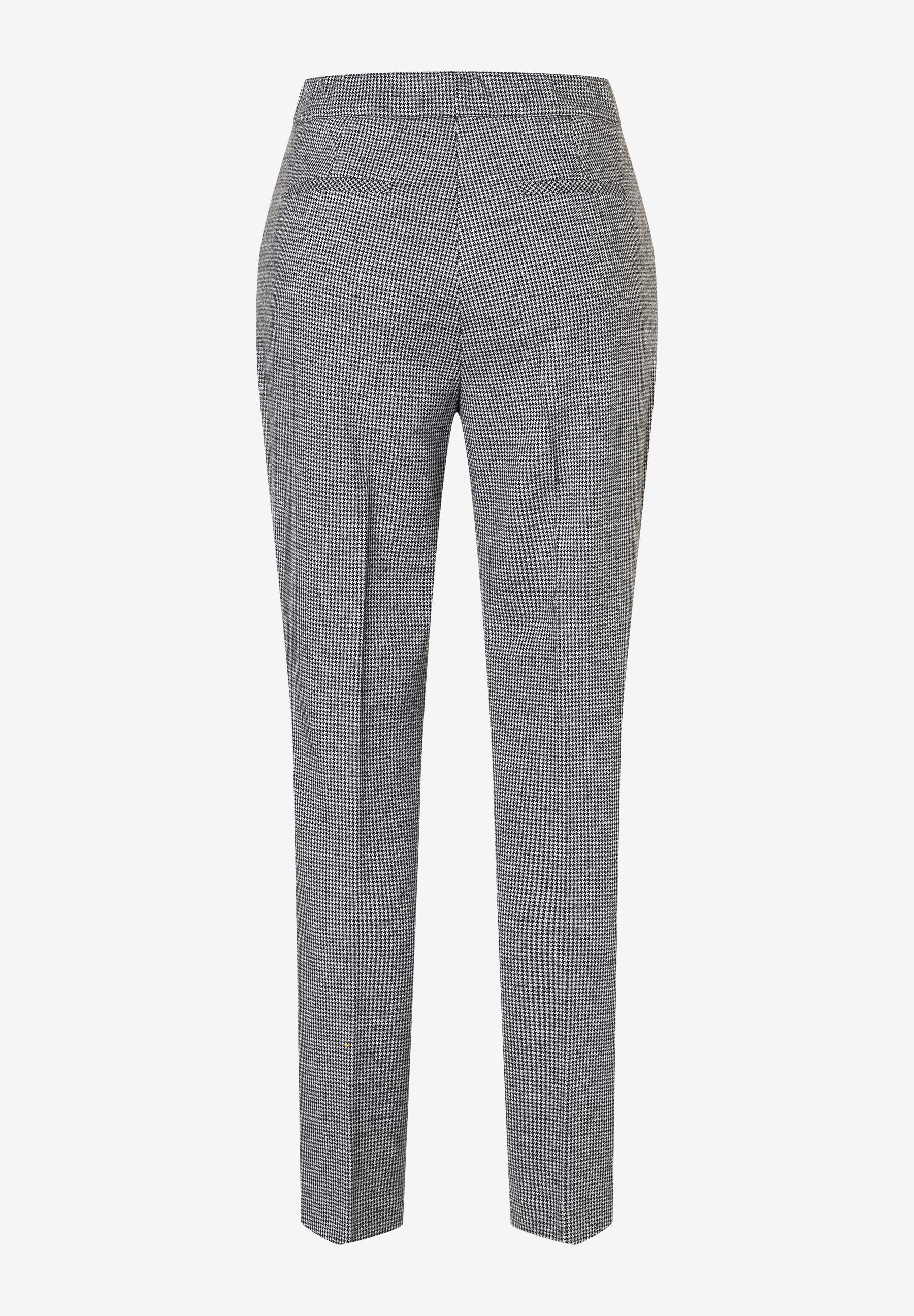 Eine MORE & MORE Jersey-Hose mit Hahnentrittmuster, elastisch und bequem, auf hellem Grund. Eine MORE & MORE Jersey-Hose mit Hahnentrittmuster, elastisch und bequem, auf hellem Grund.