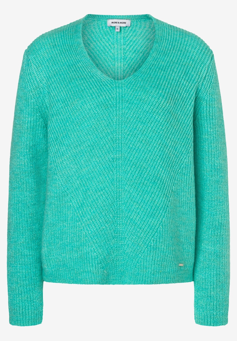 Türkisgrüner Rippstrick-Pullover mit V-Ausschnitt von MORE & MORE. Türkisgrüner Rippstrick-Pullover mit V-Ausschnitt von MORE & MORE.