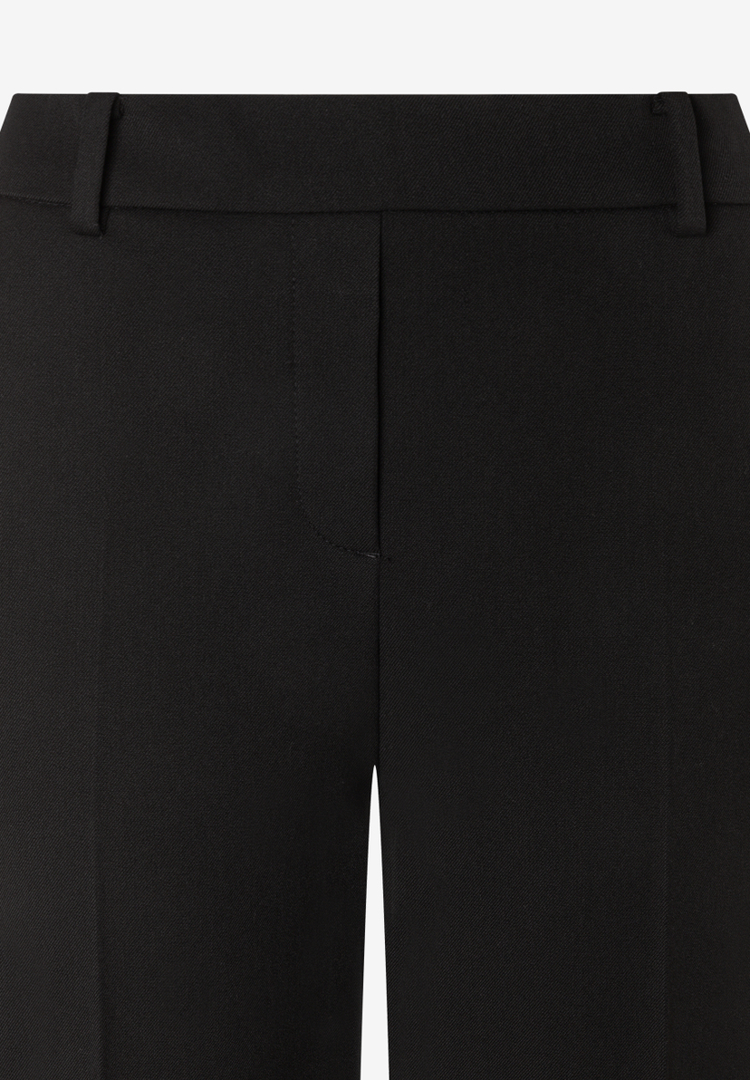 MORE & MORE schwarze Damen-Hose/Jeans mit Knopf- und Reißverschluss, Gürtelschlaufen und diagonalem Webmuster.