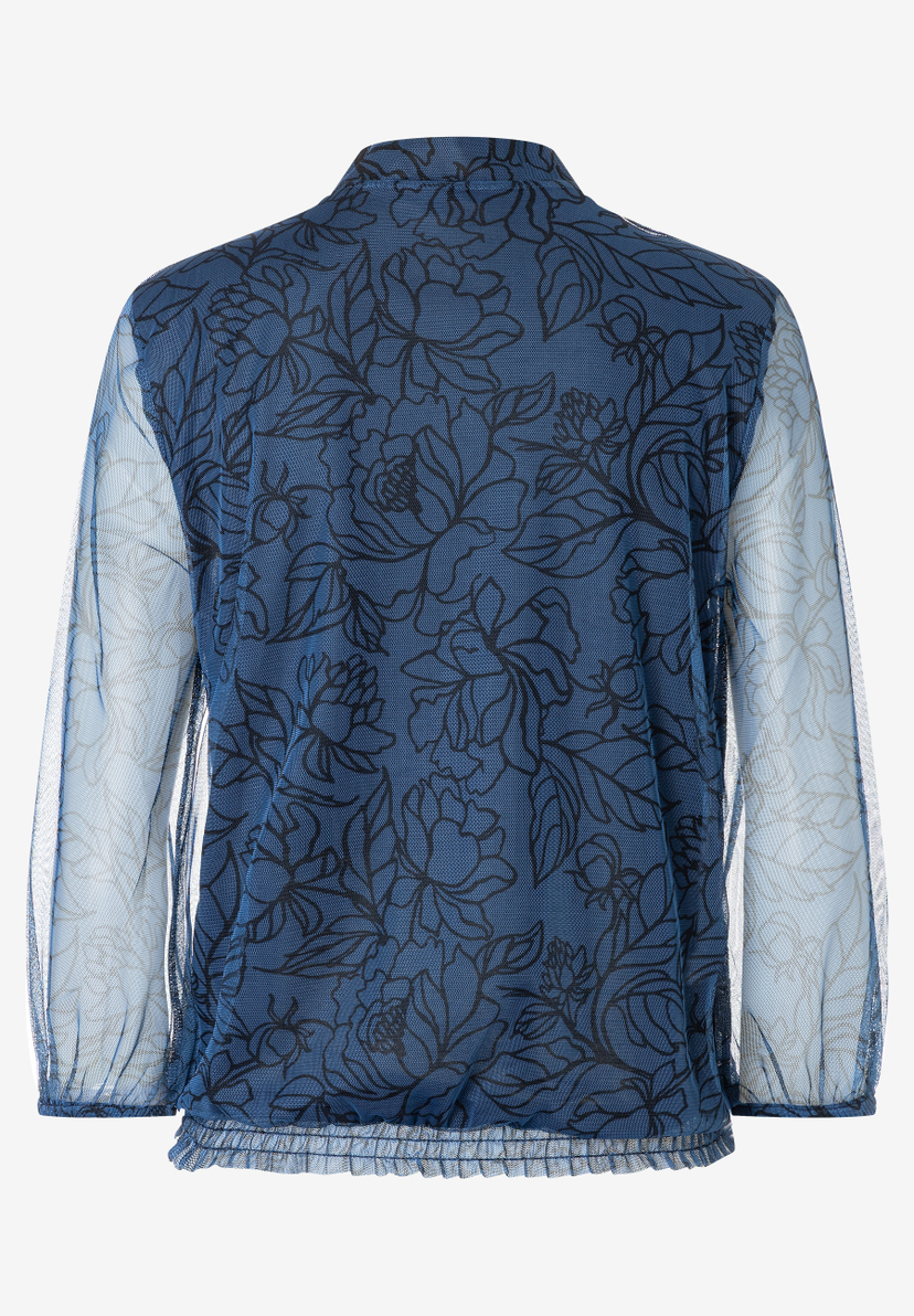 Ein blaues MORE & MORE Oberteil mit schwarzem Blumenmuster und Mesh-Ärmeln. Ein blaues MORE & MORE Oberteil mit schwarzem Blumenmuster und Mesh-Ärmeln.