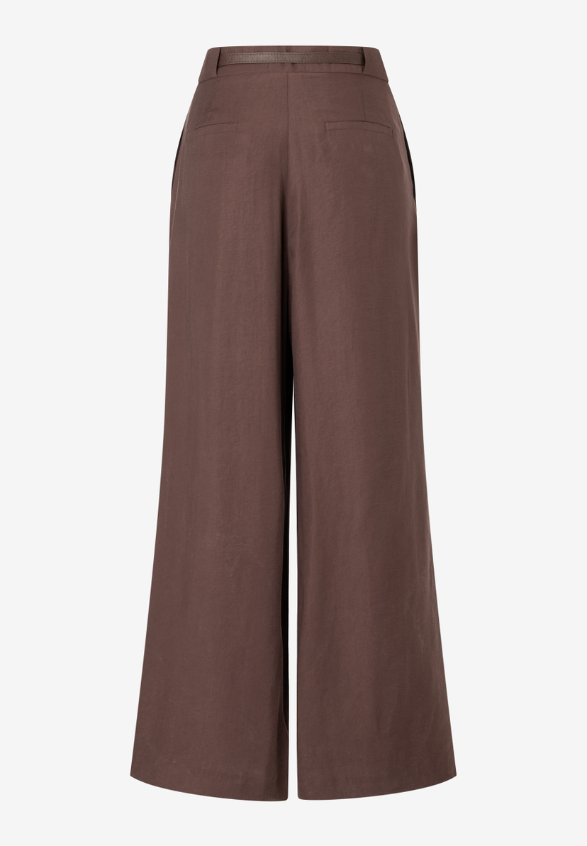 MORE & MORE Wide Leg Jeans in Braun. Weite Damenhose mit hohem Bund und Gürtelschlaufen, glattes Material. MORE & MORE Wide Leg Jeans in Braun. Weite Damenhose mit hohem Bund und Gürtelschlaufen, glattes Material.
