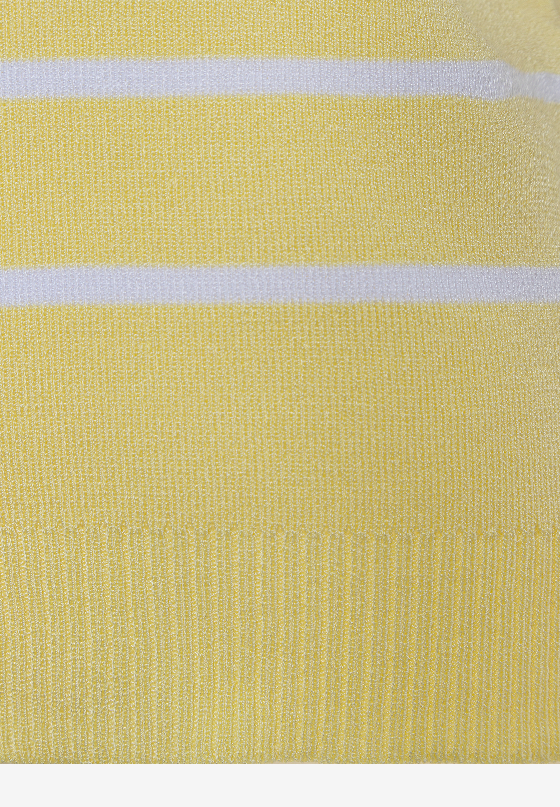 MORE & MORE Feinstrick-Pullover in Gelb mit weißen Streifen. Angenehm elastisch und hautfreundlich. MORE & MORE Feinstrick-Pullover in Gelb mit weißen Streifen. Angenehm elastisch und hautfreundlich.