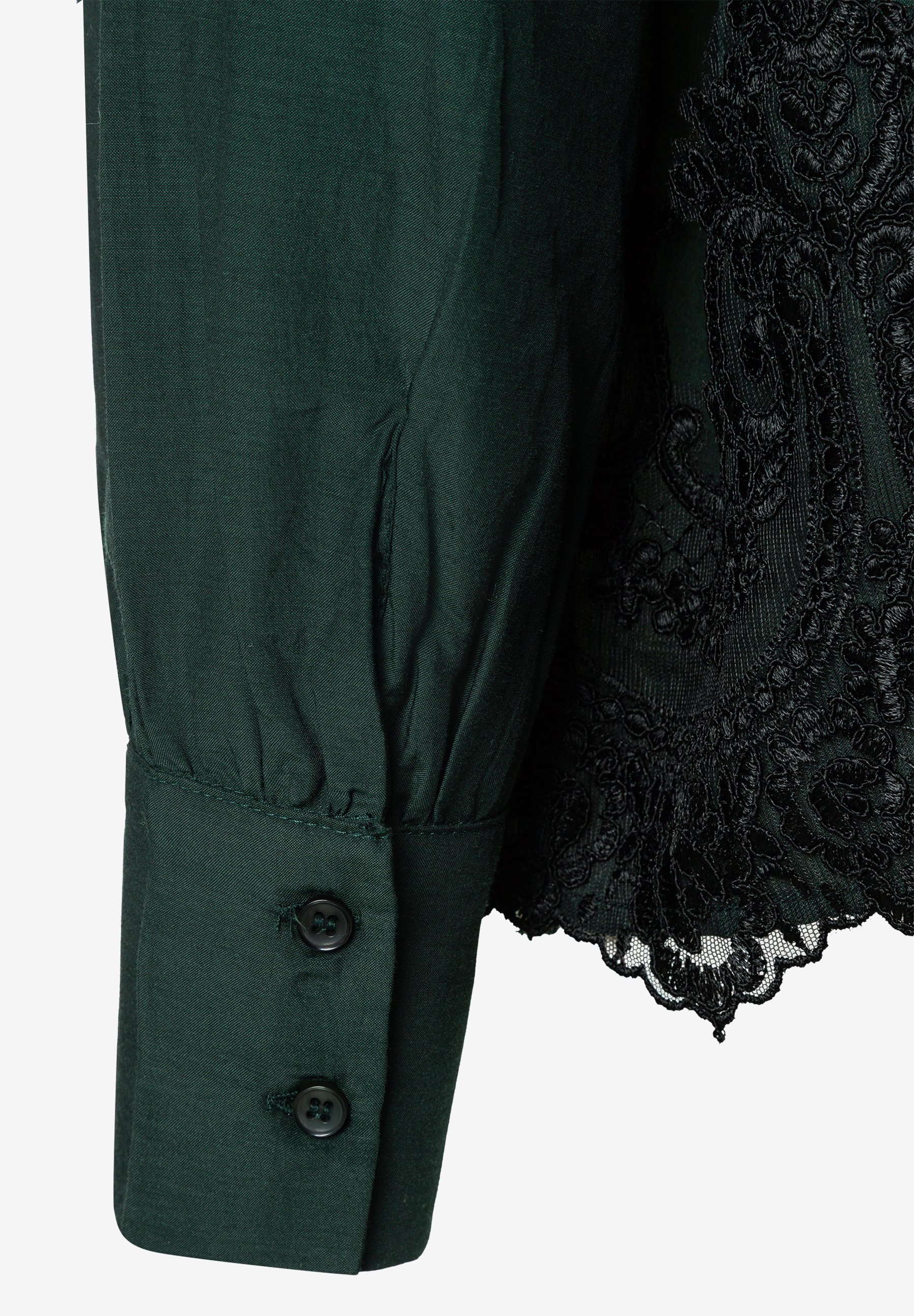 MORE & MORE Bluse: Dunkelgrüne Bluse mit schwarzer Spitze am Ausschnitt und schwarzem Knopfverschluss am Ärmelbündchen.