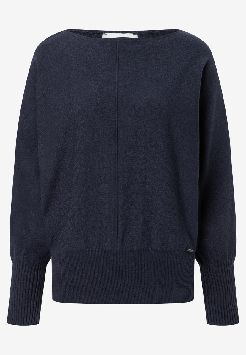 MORE & MORE Feinstrick Pullover in Dunkelblau, mit U-Boot-Ausschnitt, kastigem Schnitt und breiten Rippbündchen. Angenehm weich. MORE & MORE Feinstrick Pullover in Dunkelblau, mit U-Boot-Ausschnitt, kastigem Schnitt und breiten Rippbündchen. Angenehm weich.