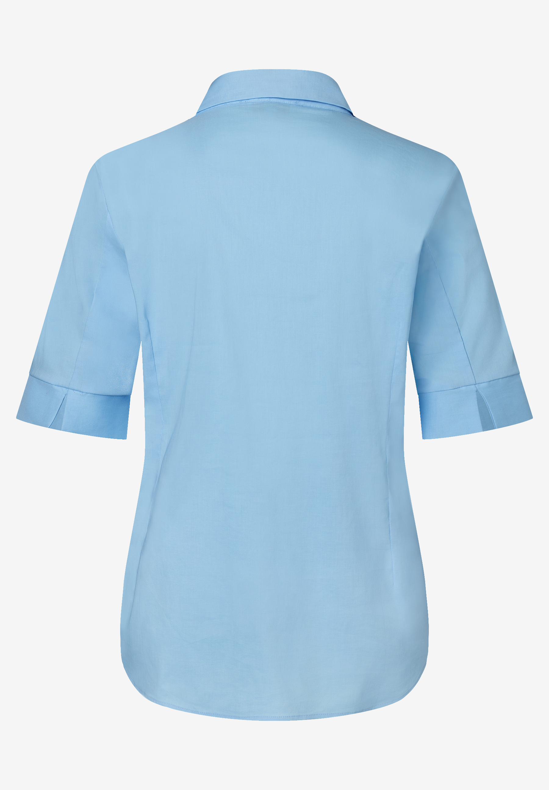 Hellblaue MORE & MORE Bluse aus Popeline mit halben Ärmeln, von hinten. Hellblaue MORE & MORE Bluse aus Popeline mit halben Ärmeln, von hinten.