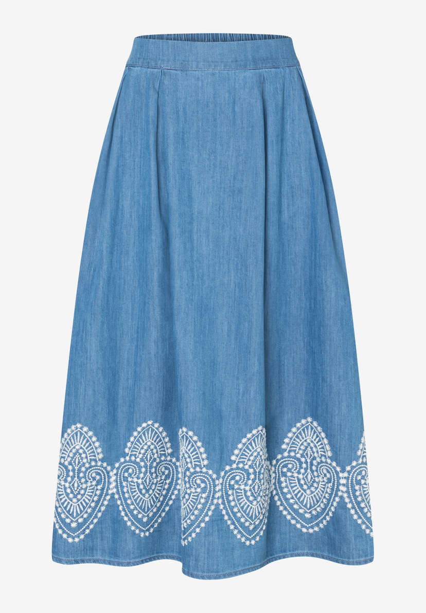Ein MORE & MORE Rock aus Denim mit weißer Bordüre am Saum. Ein MORE & MORE Rock aus Denim mit weißer Bordüre am Saum.