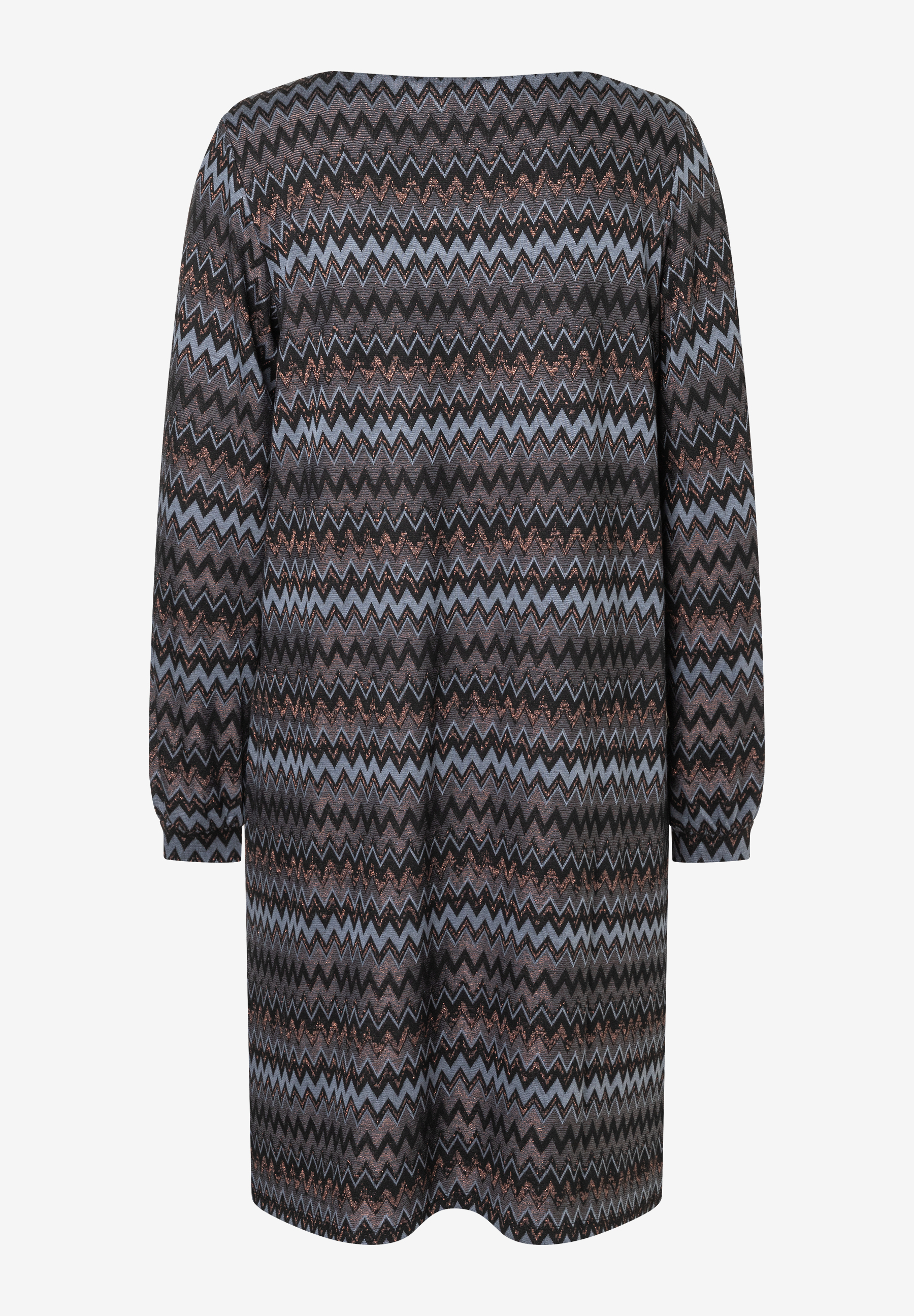 Ein MORE & MORE Oberteil mit Zickzackmuster in Grau-, Blau- und Brauntönen auf weißem Hintergrund. Ein MORE & MORE Oberteil mit Zickzackmuster in Grau-, Blau- und Brauntönen auf weißem Hintergrund.