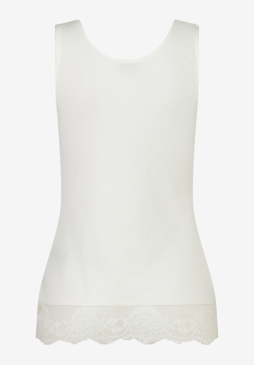 MORE & MORE weißes Tanktop mit feinem Rippstrick und zarter Spitzenborte am Saum, lässiger Rundhalsausschnitt. MORE & MORE weißes Tanktop mit feinem Rippstrick und zarter Spitzenborte am Saum, lässiger Rundhalsausschnitt.