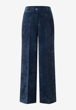 MORE & MORE Cordhose in tiefem Marineblau mit weitem Bein. Elegante, vertikale Rippenstruktur.