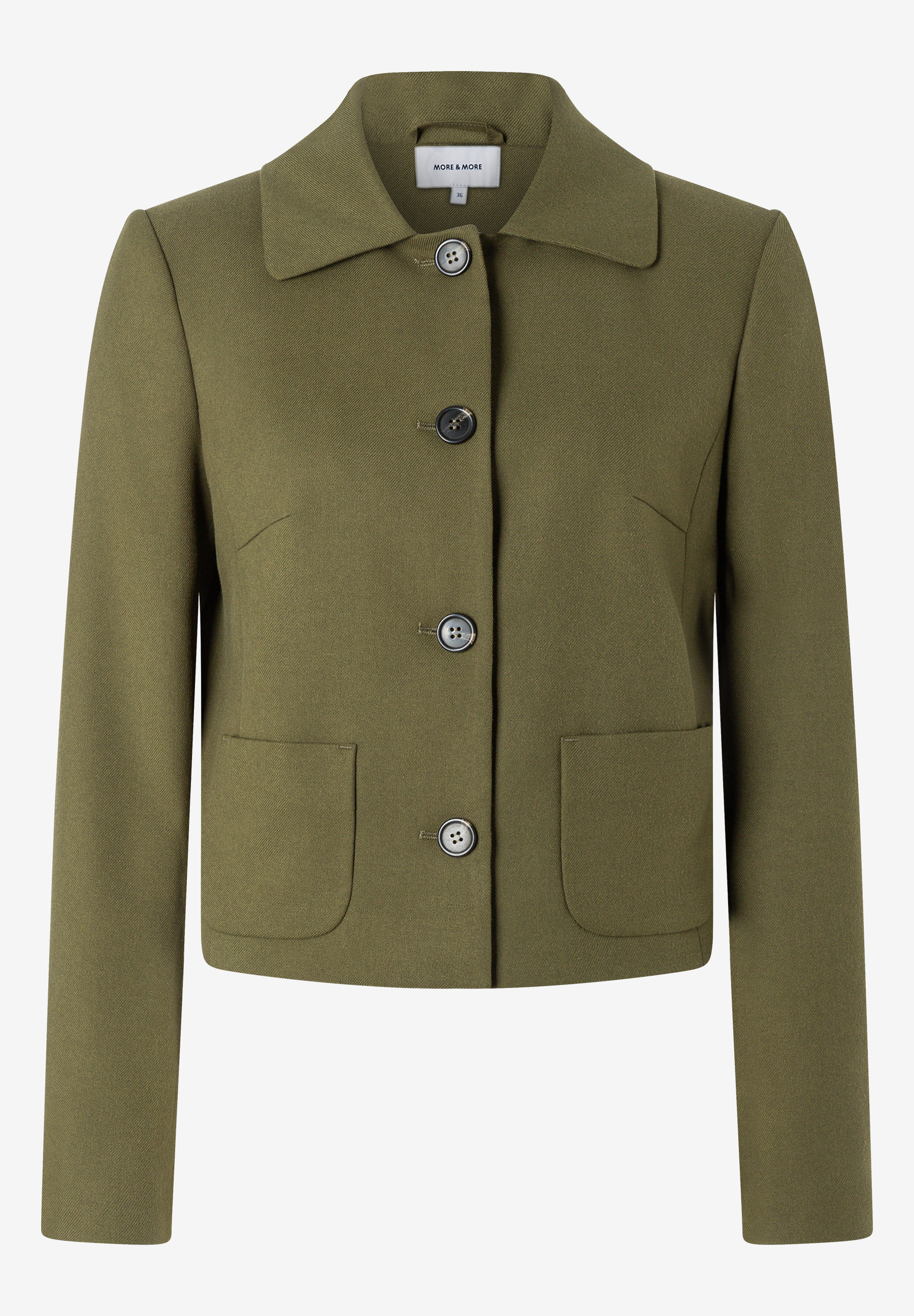 MORE & MORE Kurz-Blazer in Olivgrün mit Kragen, Knopfleiste und aufgesetzten Taschen.
