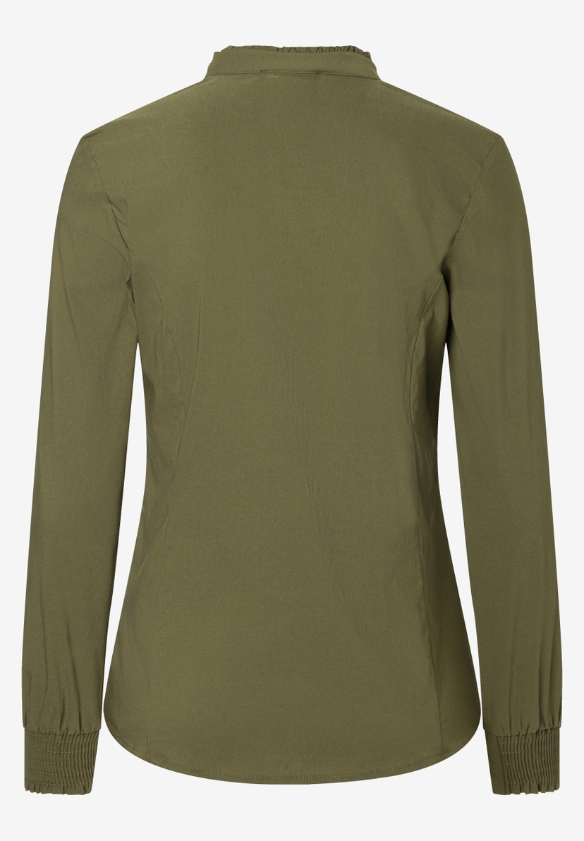 MORE & MORE Popeline-Bluse in Olivgrün. Elastisch und angenehm zu tragen. Rüschen am Stehkragen und geraffte Ärmelbündchen. MORE & MORE Popeline-Bluse in Olivgrün. Elastisch und angenehm zu tragen. Rüschen am Stehkragen und geraffte Ärmelbündchen.