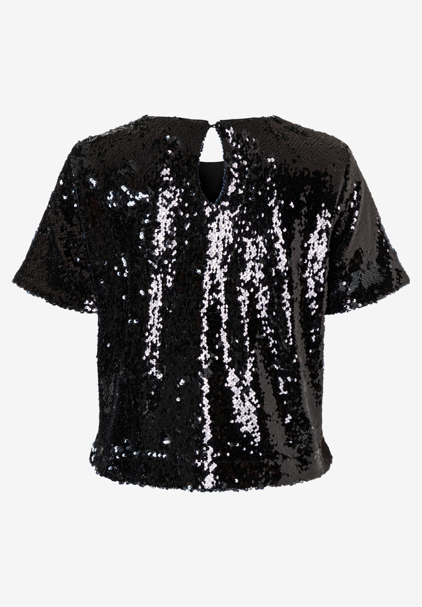 Pailletten-Bluse von MORE & MORE mit kurzem Arm und kleinem Tropfenausschnitt. Pailletten-Bluse von MORE & MORE mit kurzem Arm und kleinem Tropfenausschnitt.