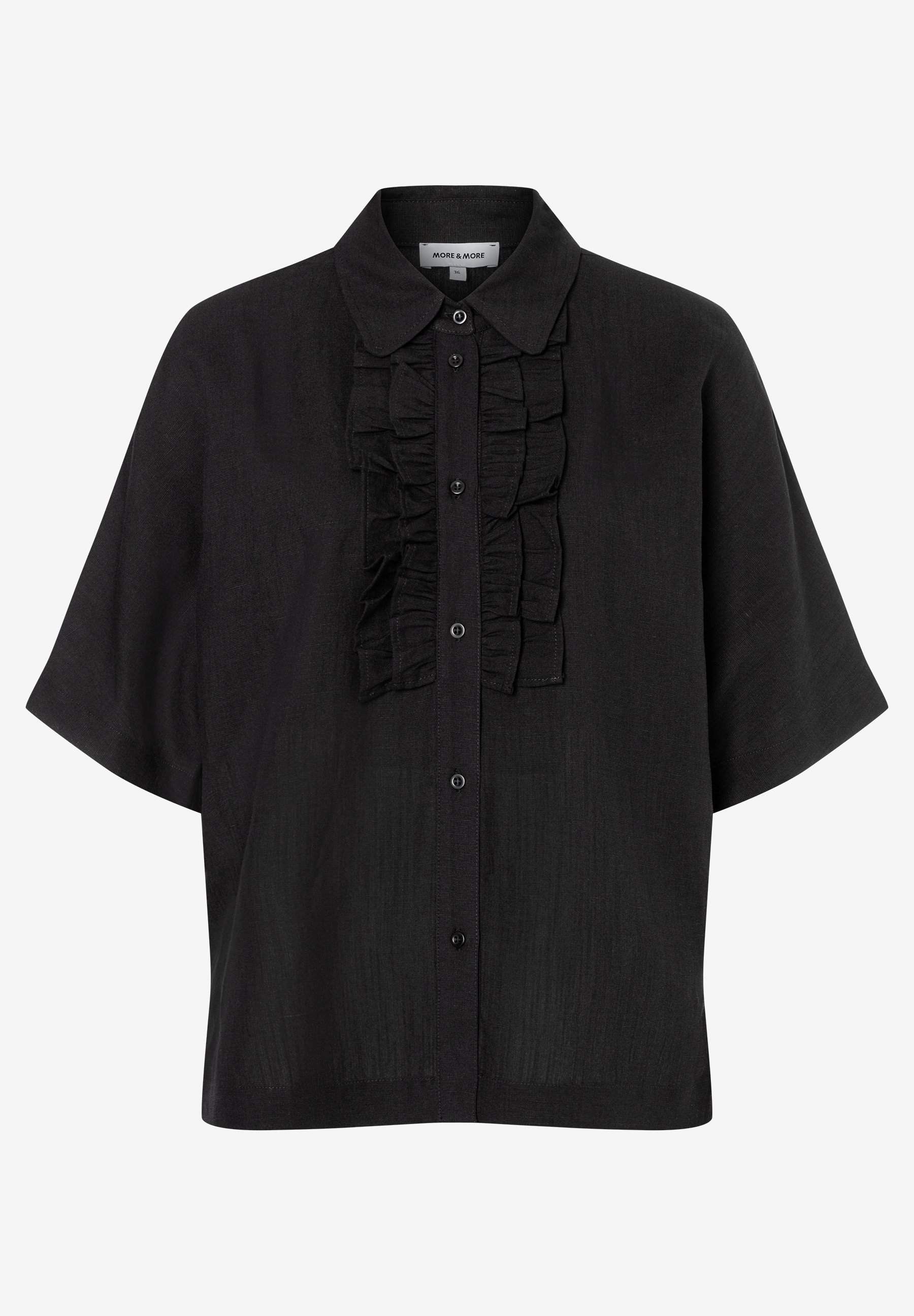 MORE & MORE schwarze Bluse mit kurzen Ärmeln und Rüschen entlang der Knopfleiste. MORE & MORE schwarze Bluse mit kurzen Ärmeln und Rüschen entlang der Knopfleiste.