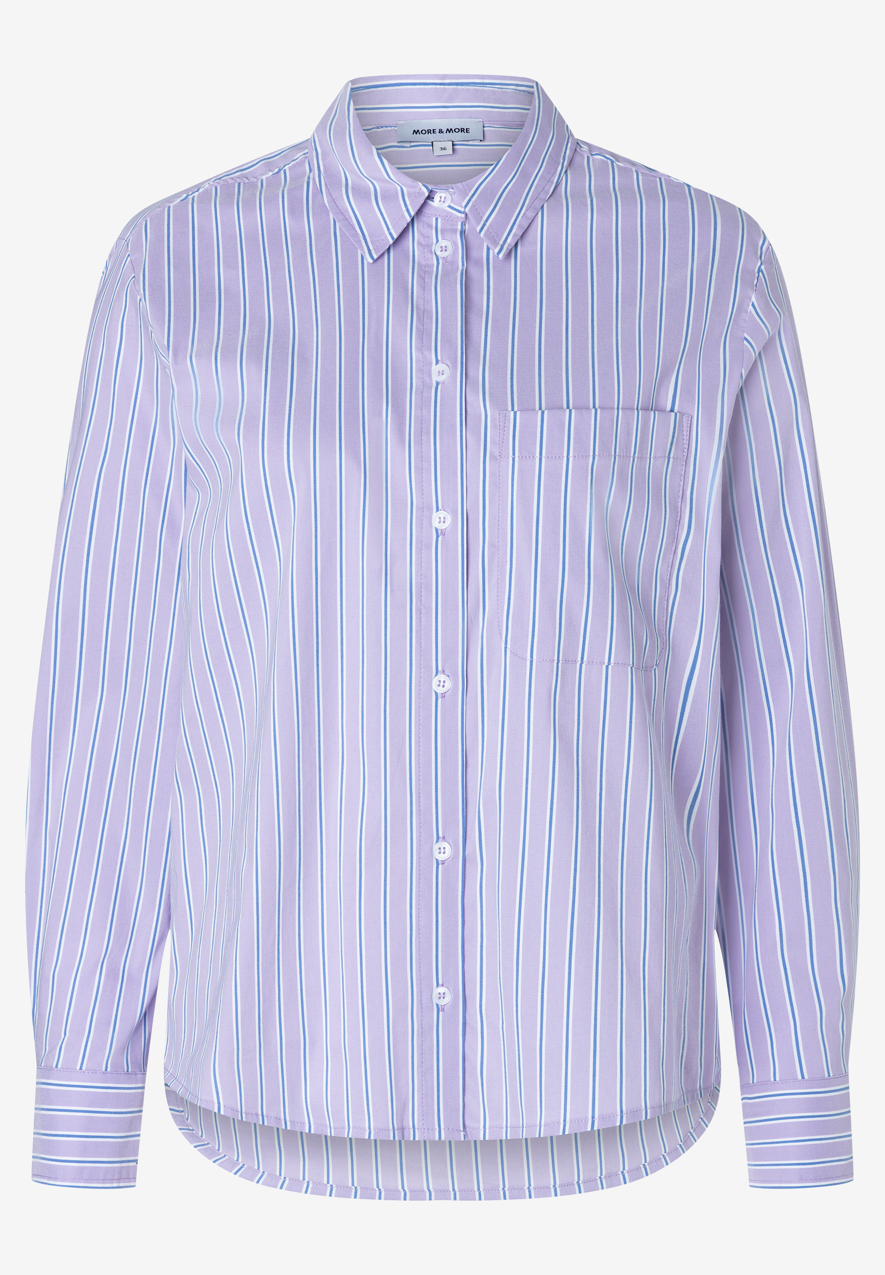MORE & MORE Bluse: Eine lila Bluse mit dünnen blauen und weißen Streifen. Lange Ärmel und eine Brusttasche.