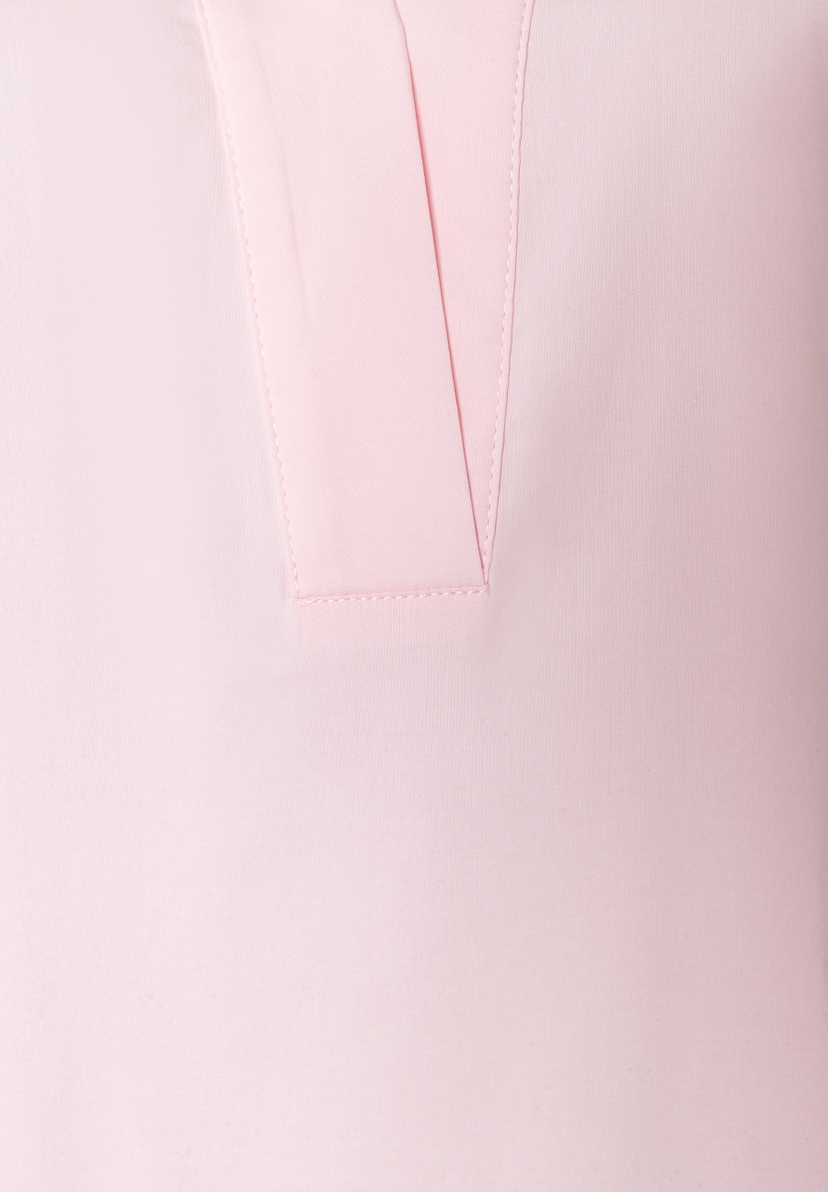 MORE & MORE Popeline Bluse in Zartrosa, detailreich mit Kragenansatz und Ziernähten. Beschichtet & hautfreundlich. MORE & MORE Popeline Bluse in Zartrosa, detailreich mit Kragenansatz und Ziernähten. Beschichtet & hautfreundlich.