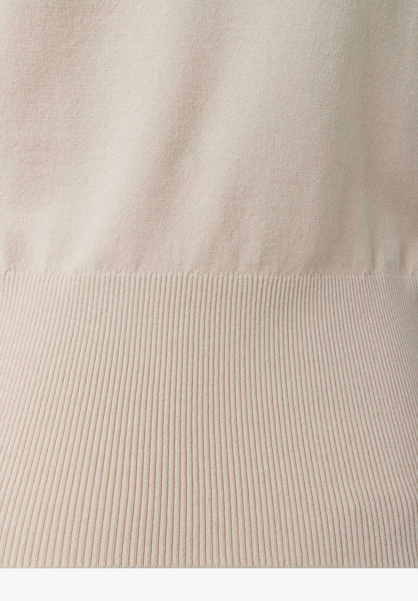 MORE & MORE Feinstrick Pullover: Beige, Viskosemischung, elastisch und hautfreundlich für angenehmen Tragekomfort. MORE & MORE Feinstrick Pullover: Beige, Viskosemischung, elastisch und hautfreundlich für angenehmen Tragekomfort.
