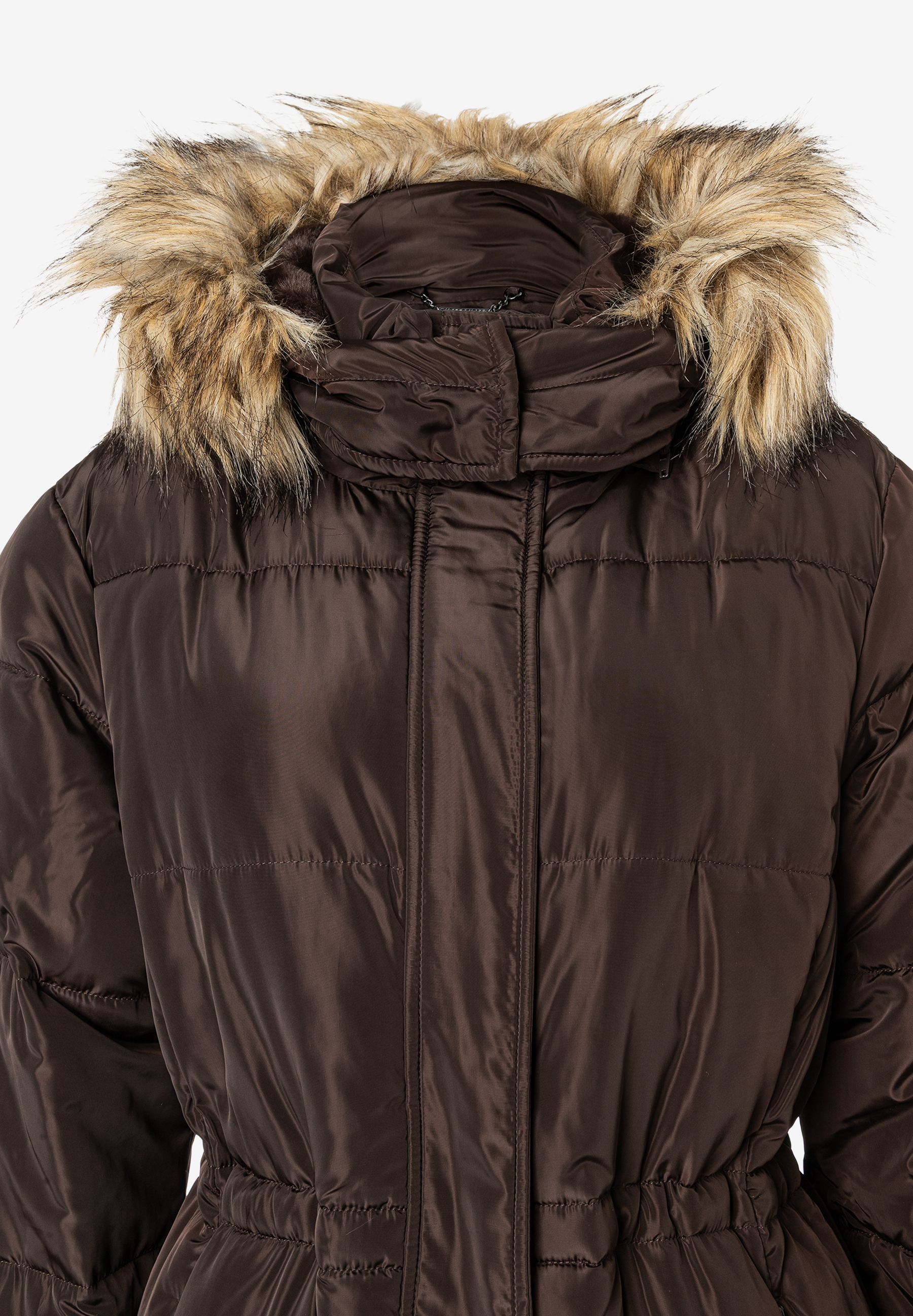 Detailansicht einer warmen, braunen Webware-Jacke von MORE & MORE mit Kapuze und Kunstfellbesatz. Detailansicht einer warmen, braunen Webware-Jacke von MORE & MORE mit Kapuze und Kunstfellbesatz.