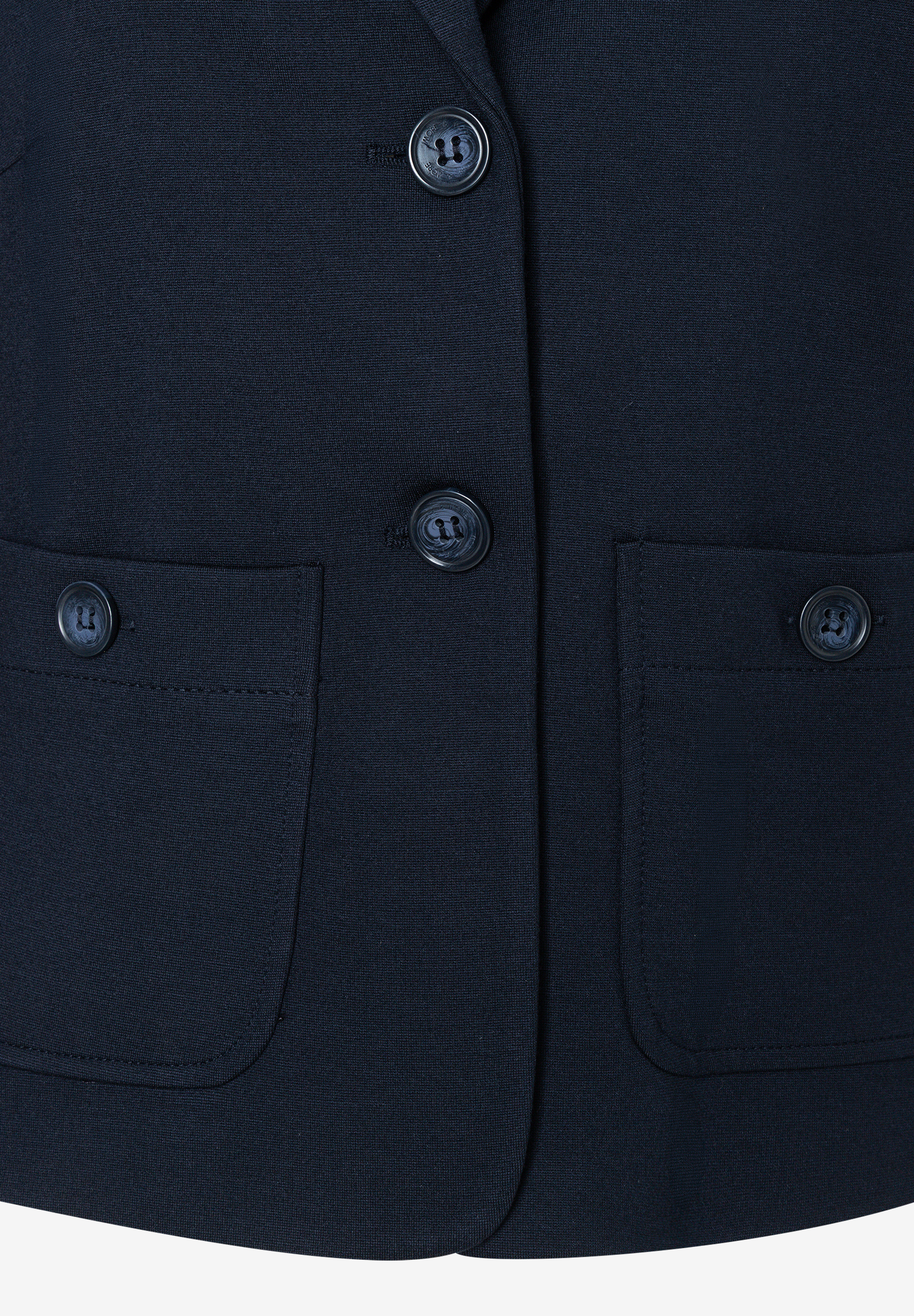 MORE & MORE marineblauer Jersey-Blazer mit drei Knöpfen, zwei aufgesetzten Taschen mit Knöpfen, aus Jersey, eng anliegend. MORE & MORE marineblauer Jersey-Blazer mit drei Knöpfen, zwei aufgesetzten Taschen mit Knöpfen, aus Jersey, eng anliegend.