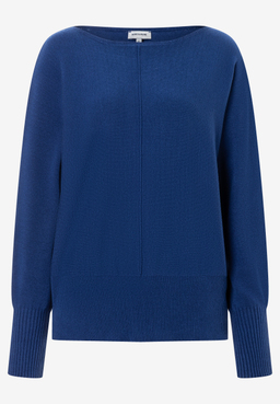 MORE & MORE Feinstrickpullover in Dunkelblau mit U-Boot-Ausschnitt, langen Ärmeln und gerippten Bündchen. Vertikale Naht.