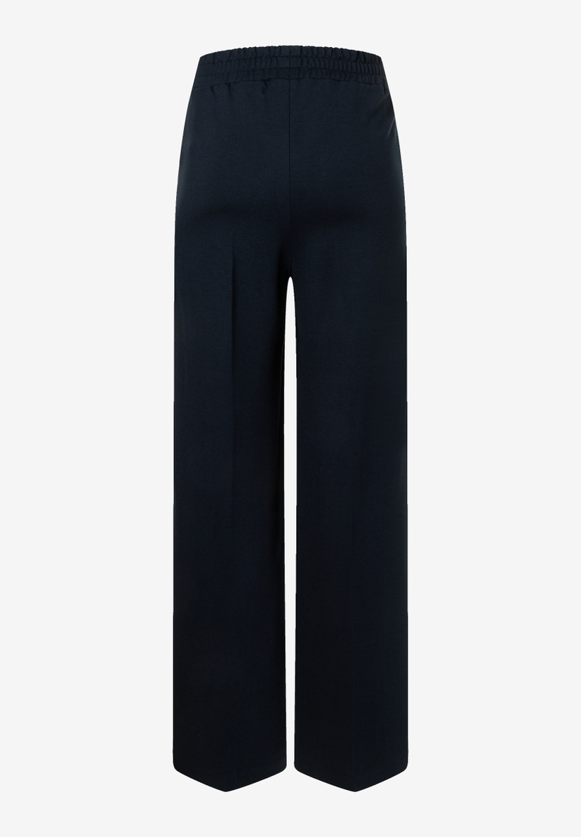 MORE & MORE Damen Jersey-Jeans in Dunkelblau, angenehm, hautfreundlich und elastisch, ideal für den Alltag. MORE & MORE Damen Jersey-Jeans in Dunkelblau, angenehm, hautfreundlich und elastisch, ideal für den Alltag.