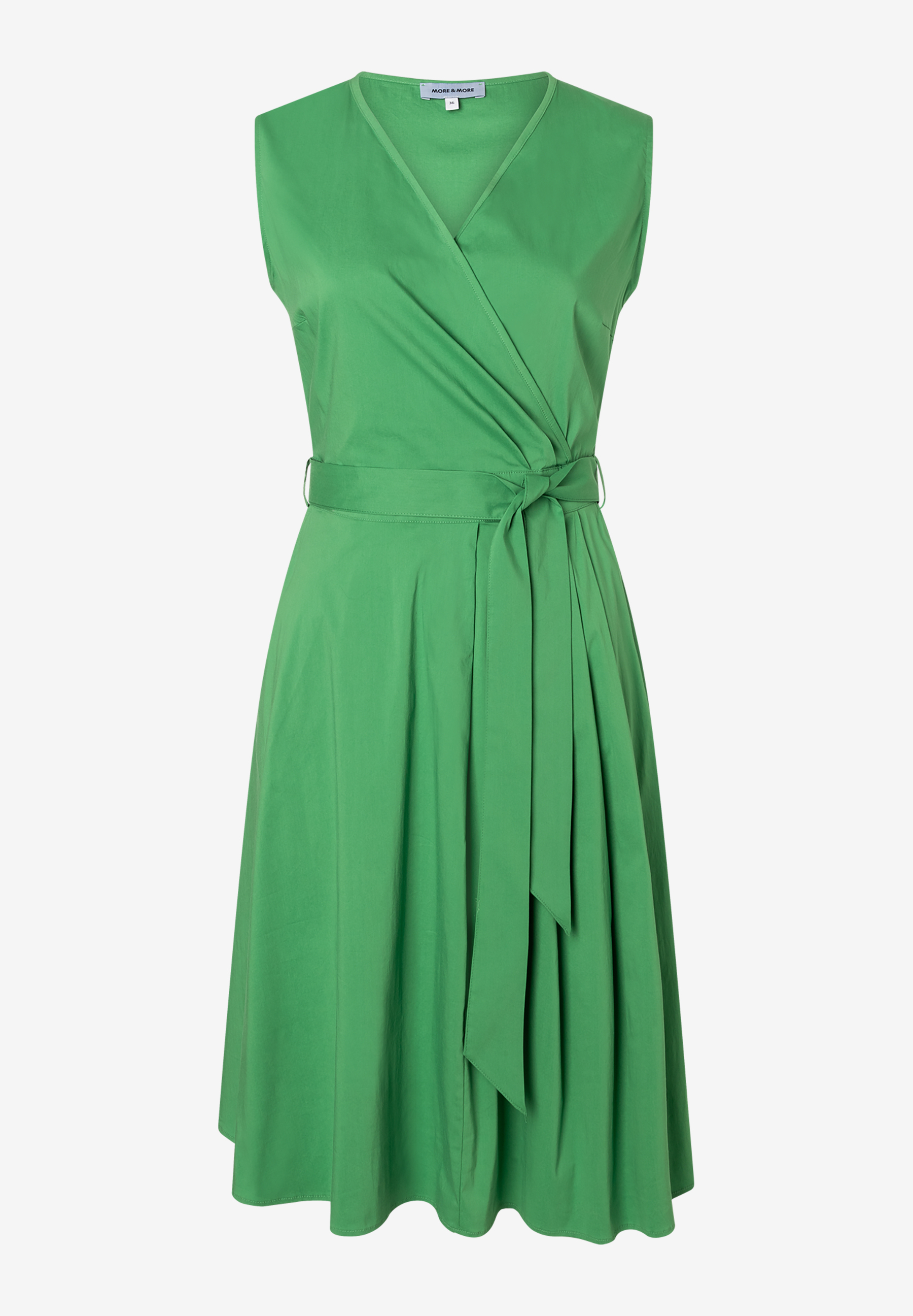 Grünes MORE & MORE Kleid mit Wickeloptik und Bindegürtel.