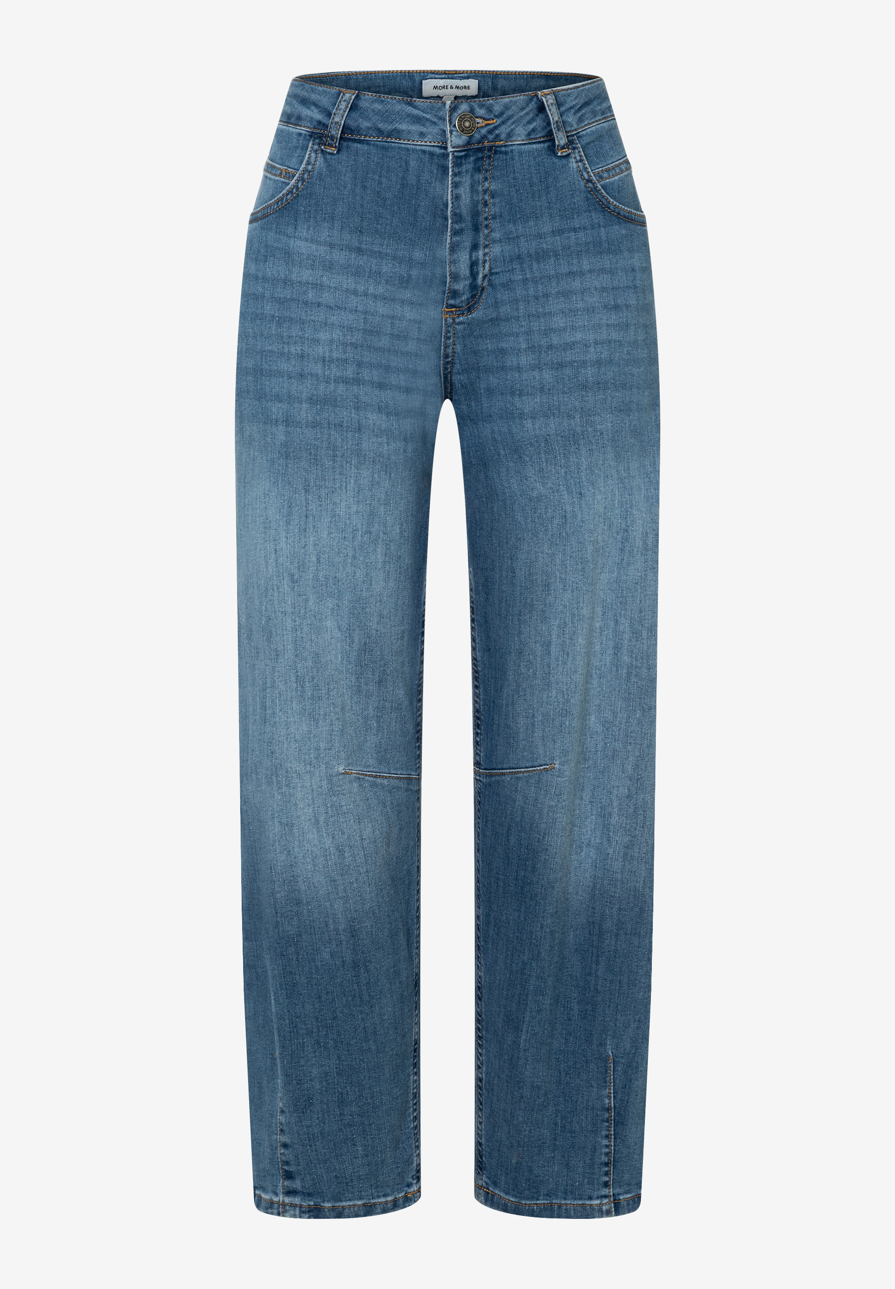 Eine blaue Jeanshose von MORE & MORE mit geradem Bein und Denim-Material. Eine blaue Jeanshose von MORE & MORE mit geradem Bein und Denim-Material.