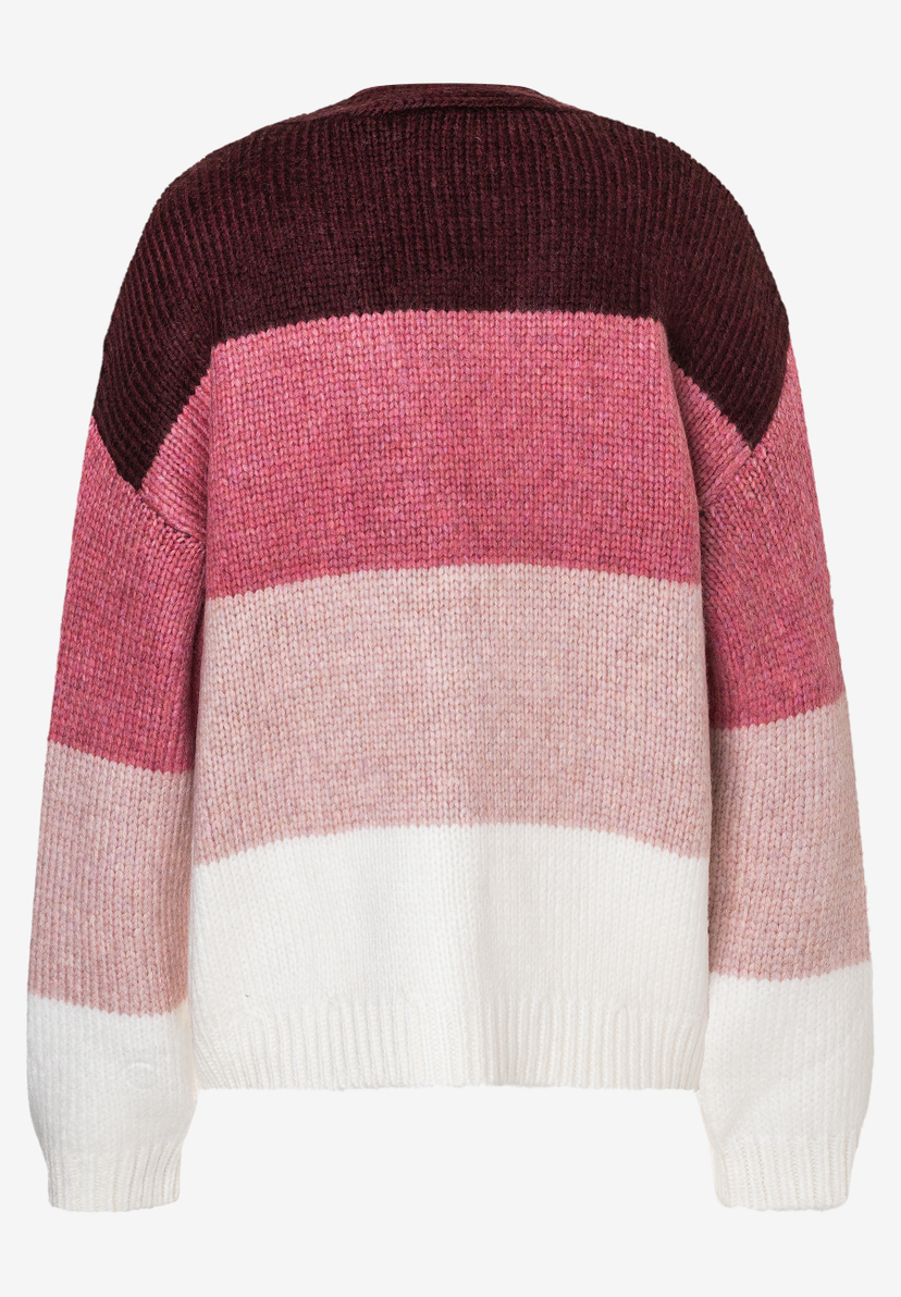 Ein MORE & MORE Strick-Pullover in Blockfarben mit warmen und elastischen Eigenschaften. Ein MORE & MORE Strick-Pullover in Blockfarben mit warmen und elastischen Eigenschaften.