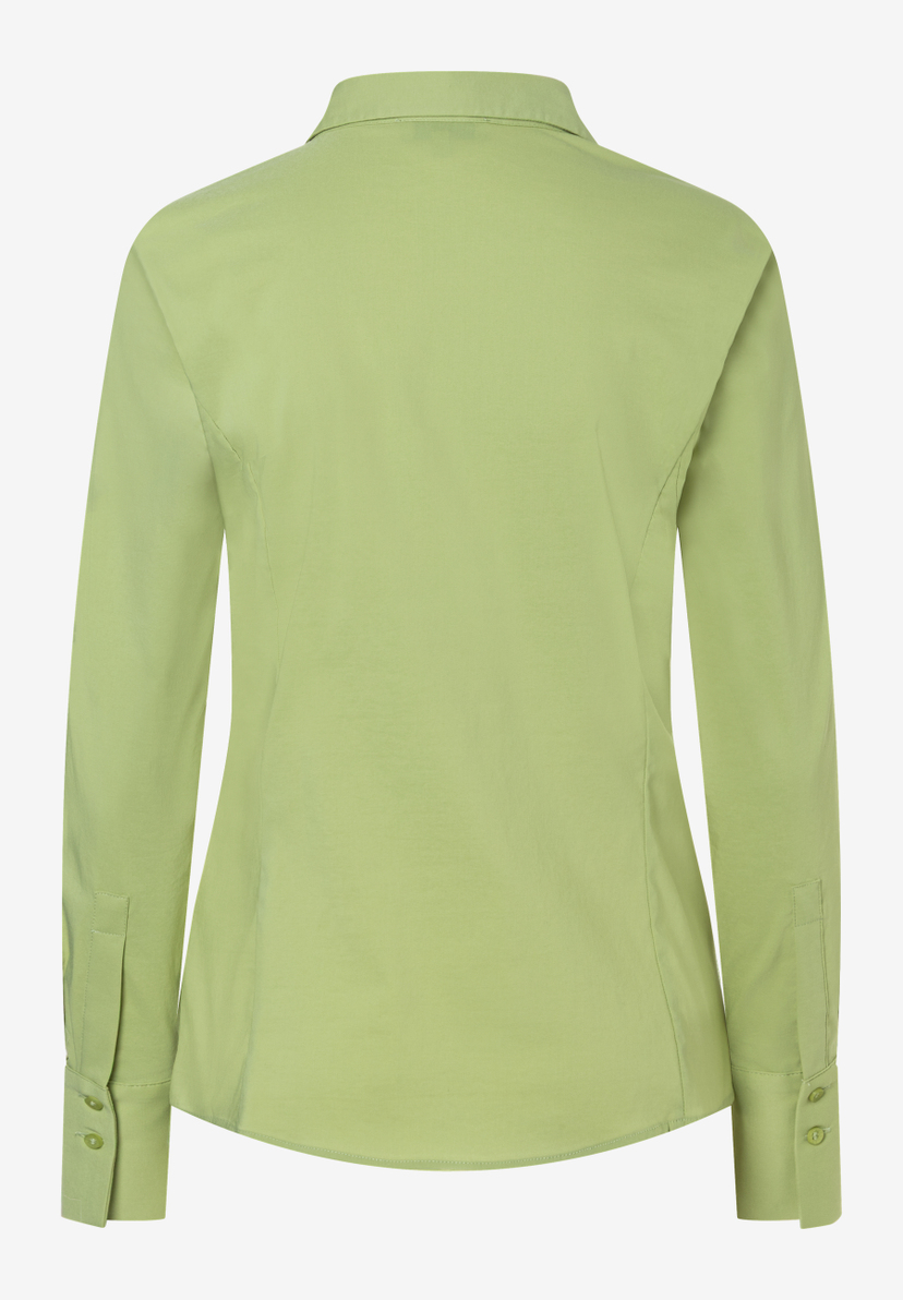 Eine hellgrüne MORE & MORE Bluse aus Popeline mit langen Ärmeln. Eine hellgrüne MORE & MORE Bluse aus Popeline mit langen Ärmeln.