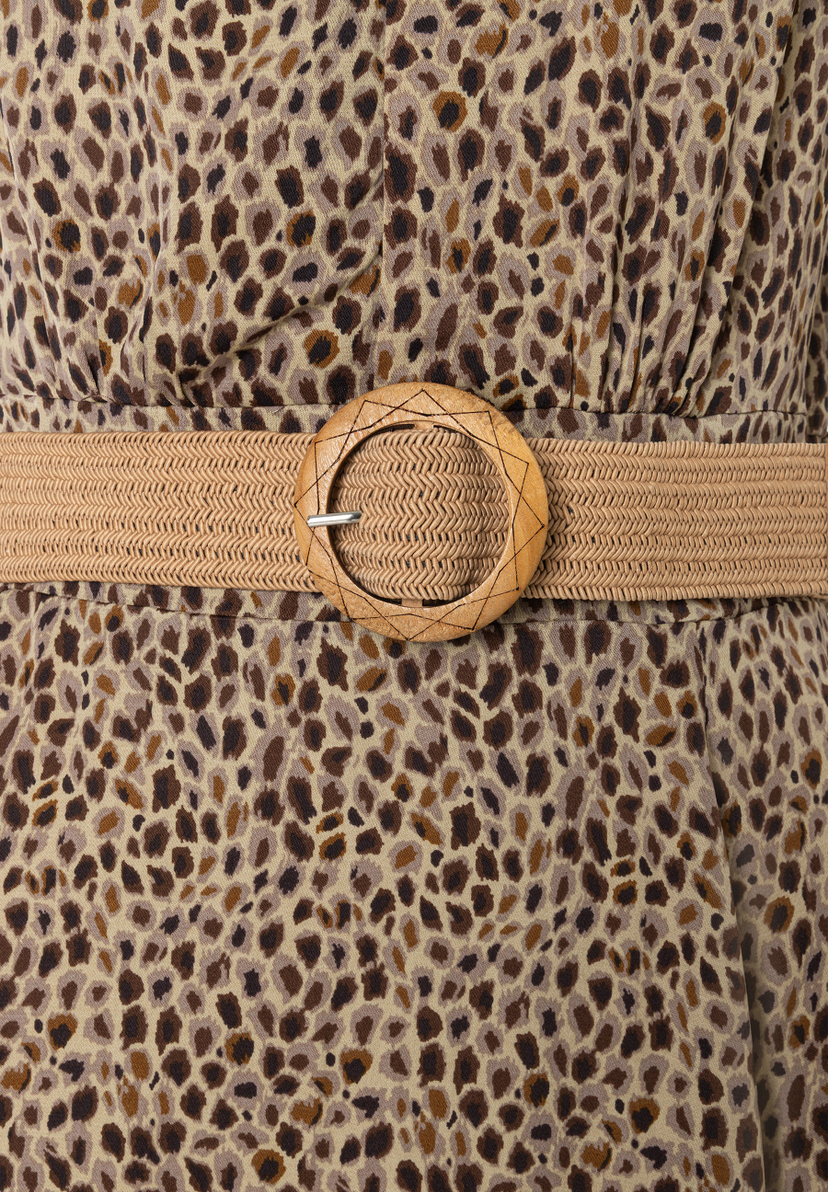 MORE & MORE Damenkleid mit Leopardenprint und beigem geflochtenem Taillengürtel mit runder Holzschließe. MORE & MORE Damenkleid mit Leopardenprint und beigem geflochtenem Taillengürtel mit runder Holzschließe.