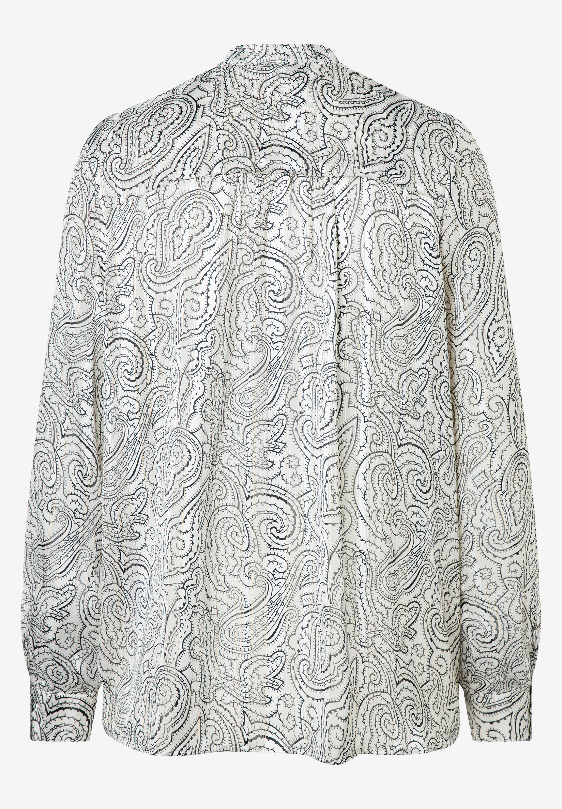 Rückenansicht der MORE & MORE Bluse mit schwarzen Paisleymustern auf weißem Hintergrund, langen Ärmeln & einem Kragen. Rückenansicht der MORE & MORE Bluse mit schwarzen Paisleymustern auf weißem Hintergrund, langen Ärmeln & einem Kragen.