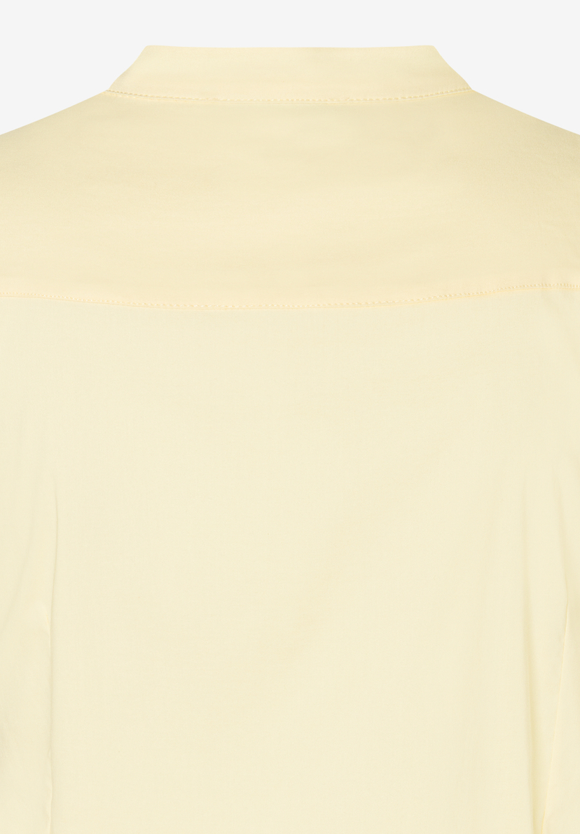 MORE & MORE Popeline Bluse in Hellgelb, bequem und hautfreundlich, perfekt für einen eleganten Look. MORE & MORE Popeline Bluse in Hellgelb, bequem und hautfreundlich, perfekt für einen eleganten Look.
