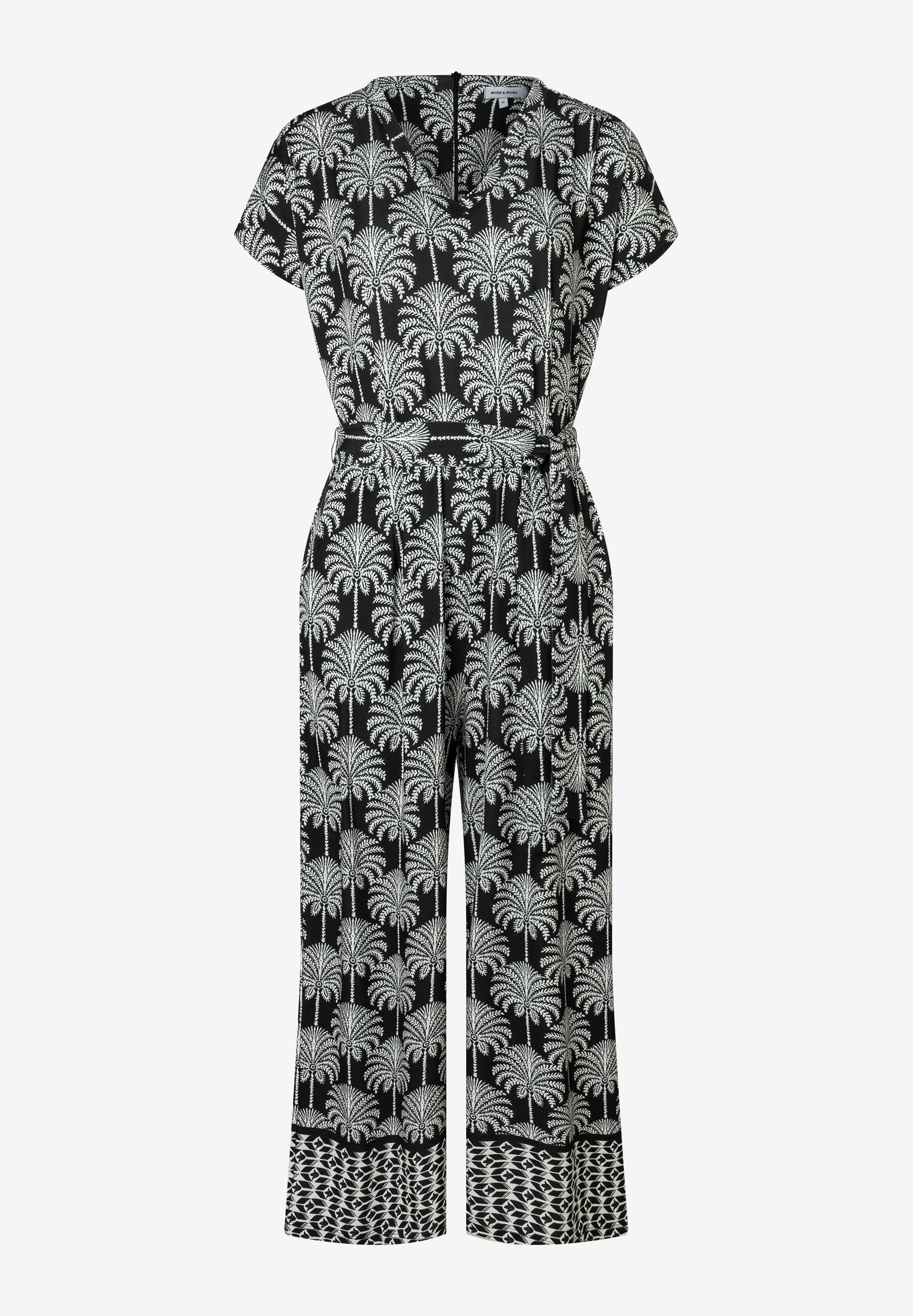 MORE & MORE Jumpsuit aus Jersey mit schwarz-weißem Palmenprint und Gürtel, angenehm zu tragen, knitterarm. MORE & MORE Jumpsuit aus Jersey mit schwarz-weißem Palmenprint und Gürtel, angenehm zu tragen, knitterarm.