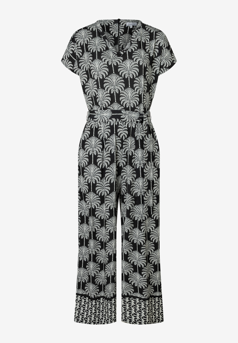 MORE & MORE Jumpsuit aus Jersey mit schwarz-weißem Palmenprint und Gürtel, angenehm zu tragen, knitterarm. MORE & MORE Jumpsuit aus Jersey mit schwarz-weißem Palmenprint und Gürtel, angenehm zu tragen, knitterarm.
